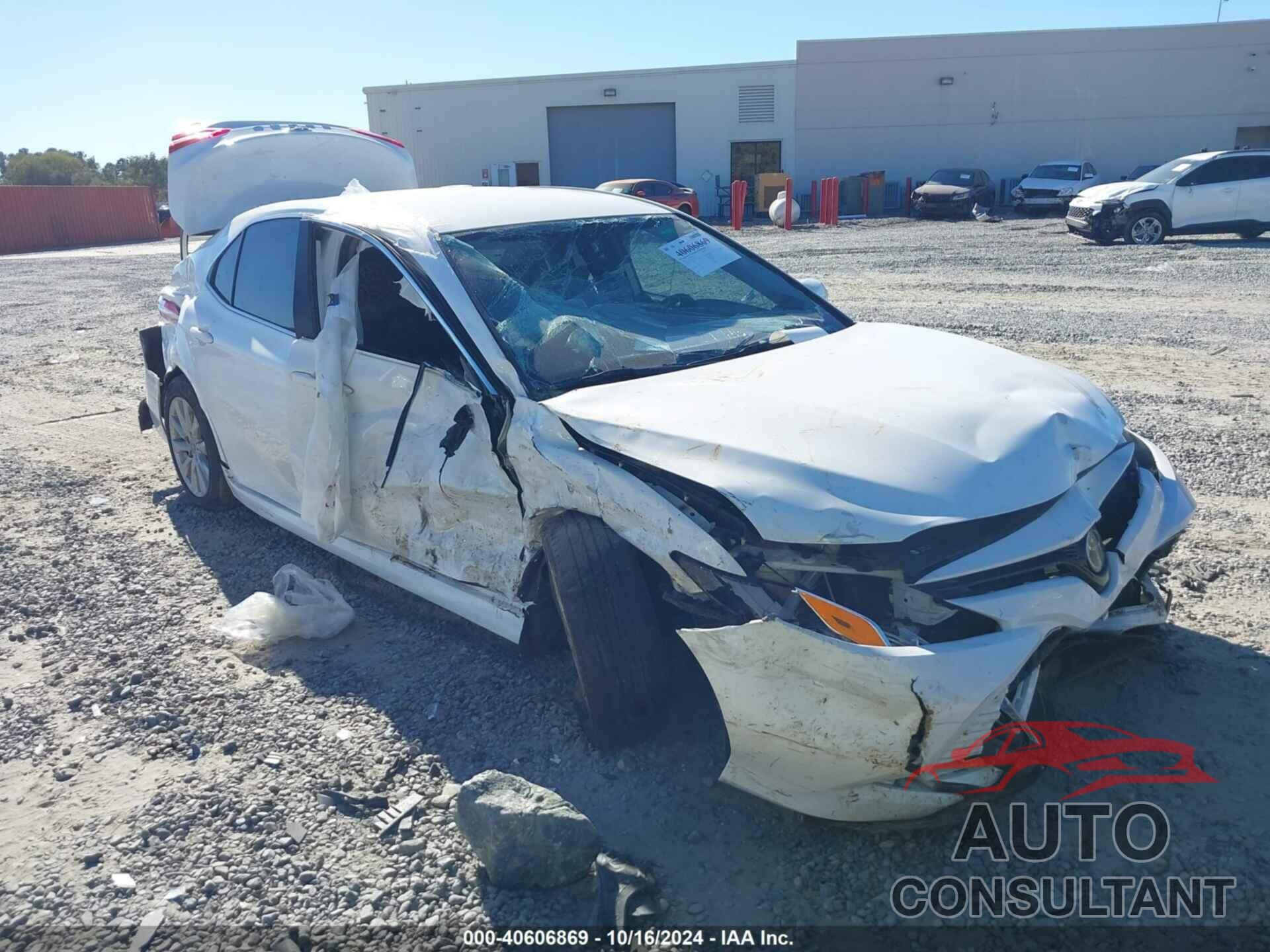 TOYOTA CAMRY 2020 - 4T1C11AK4LU988439