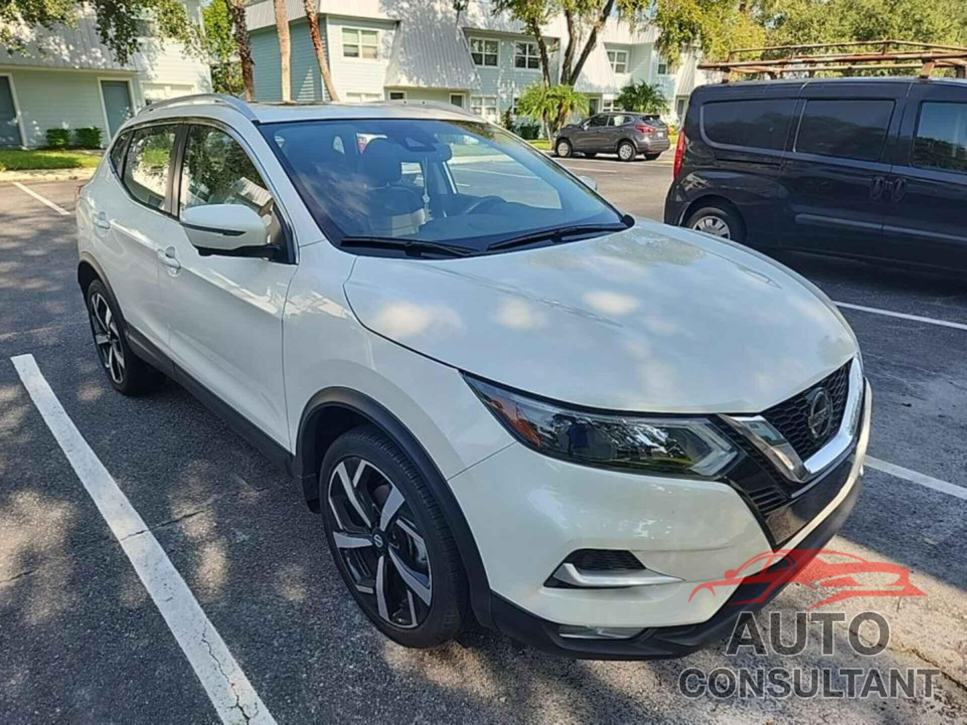 NISSAN ROGUE SPORT 2022 - JN1BJ1CWXNW485654