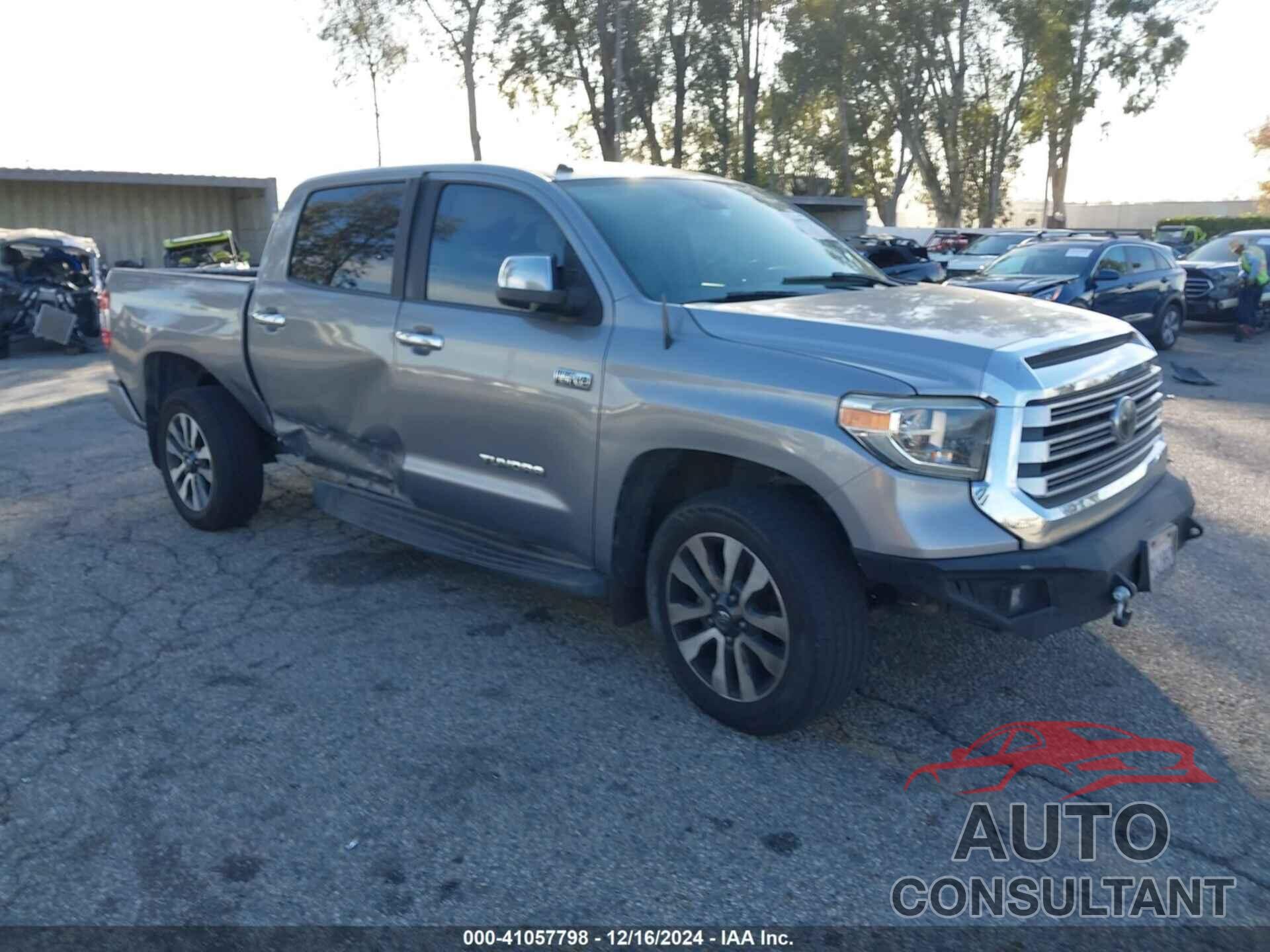 TOYOTA TUNDRA 2018 - 5TFFY5F18JX230510