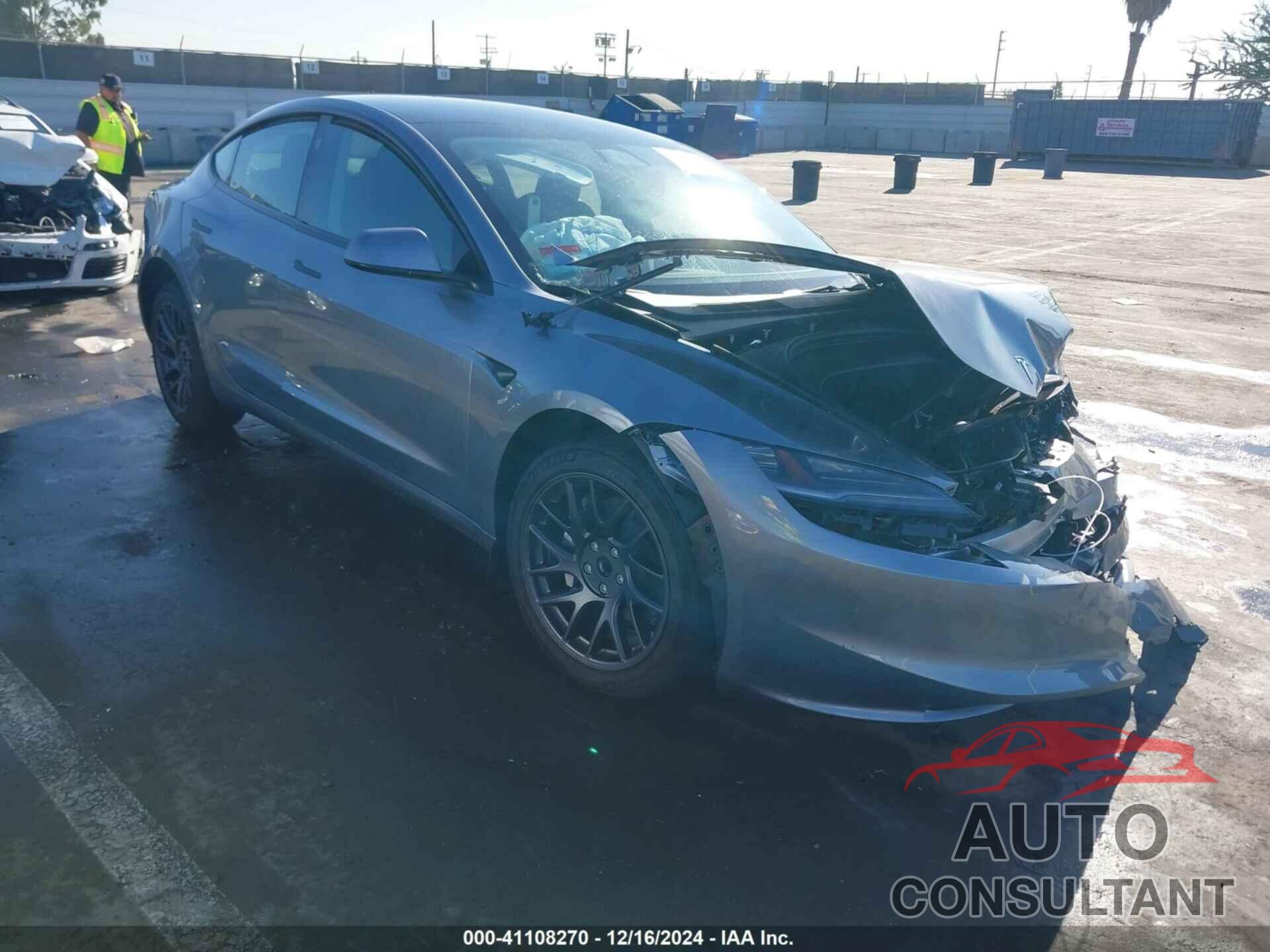 TESLA MODEL 3 2025 - 5YJ3E1EA7SF882505