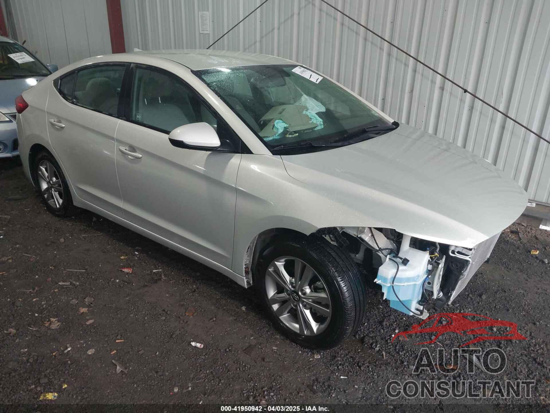 HYUNDAI ELANTRA 2018 - KMHD84LF1JU499186