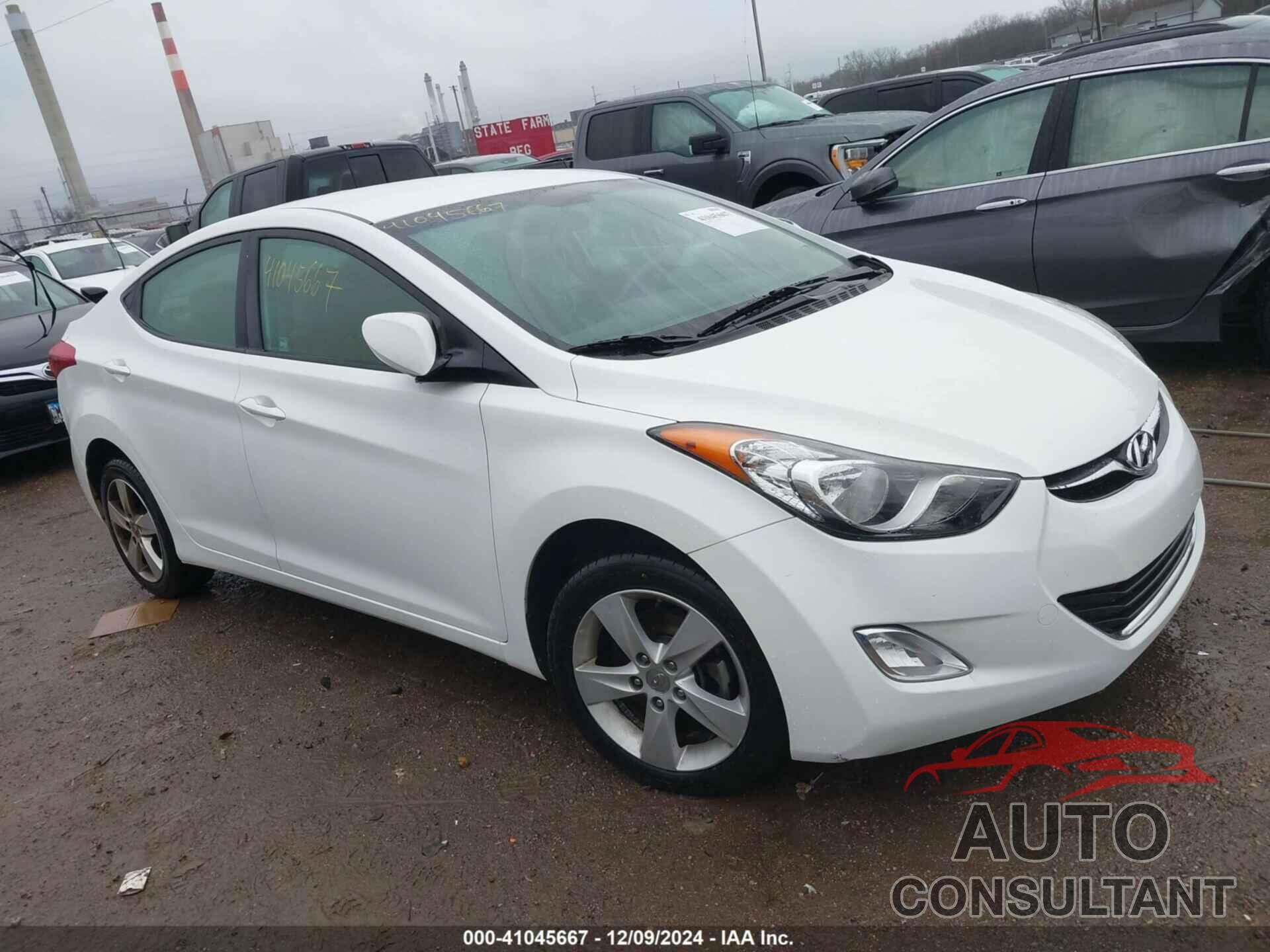 HYUNDAI ELANTRA 2013 - 5NPDH4AE0DH439462