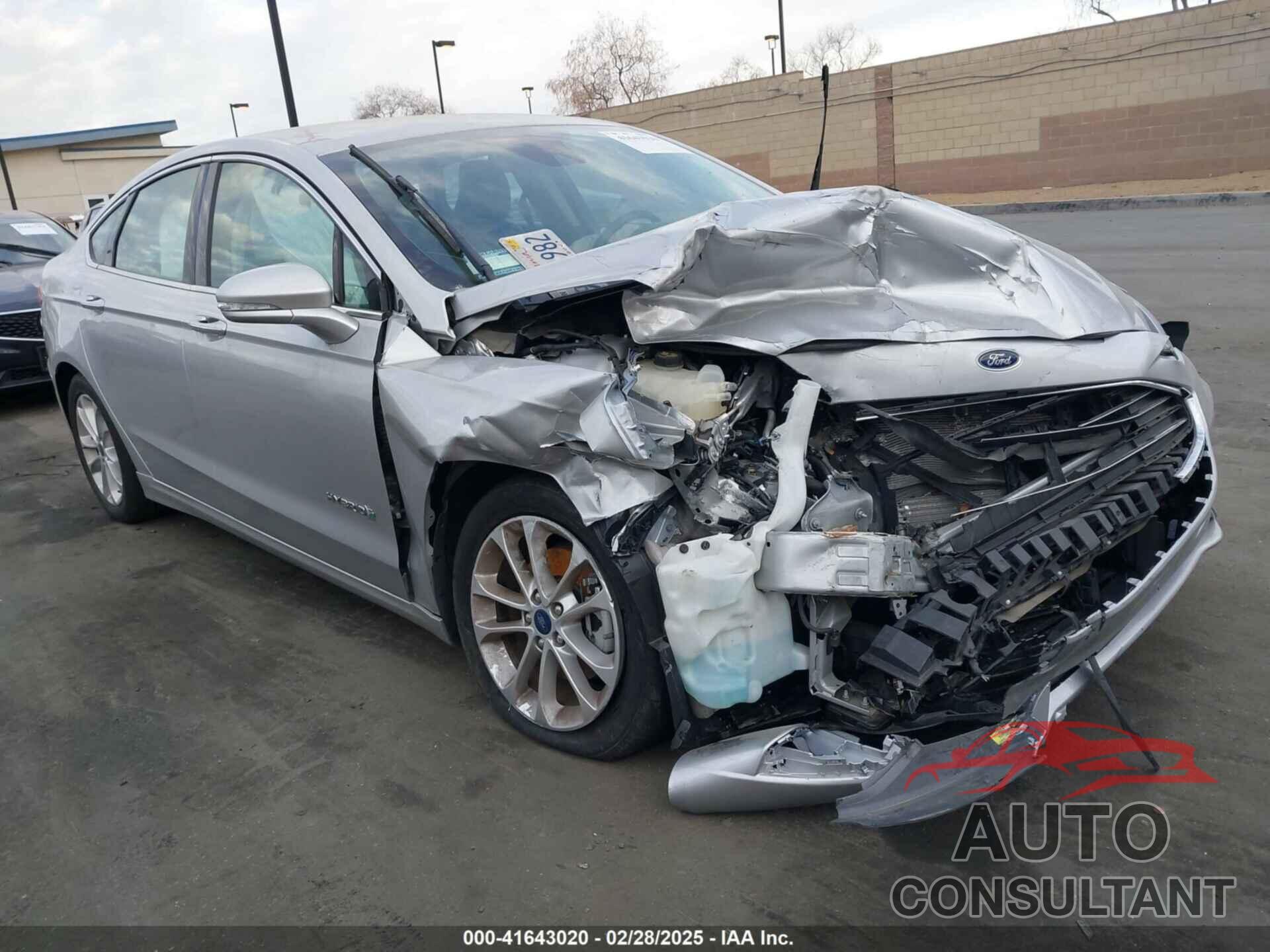FORD FUSION HYBRID 2019 - 3FA6P0MU3KR262056