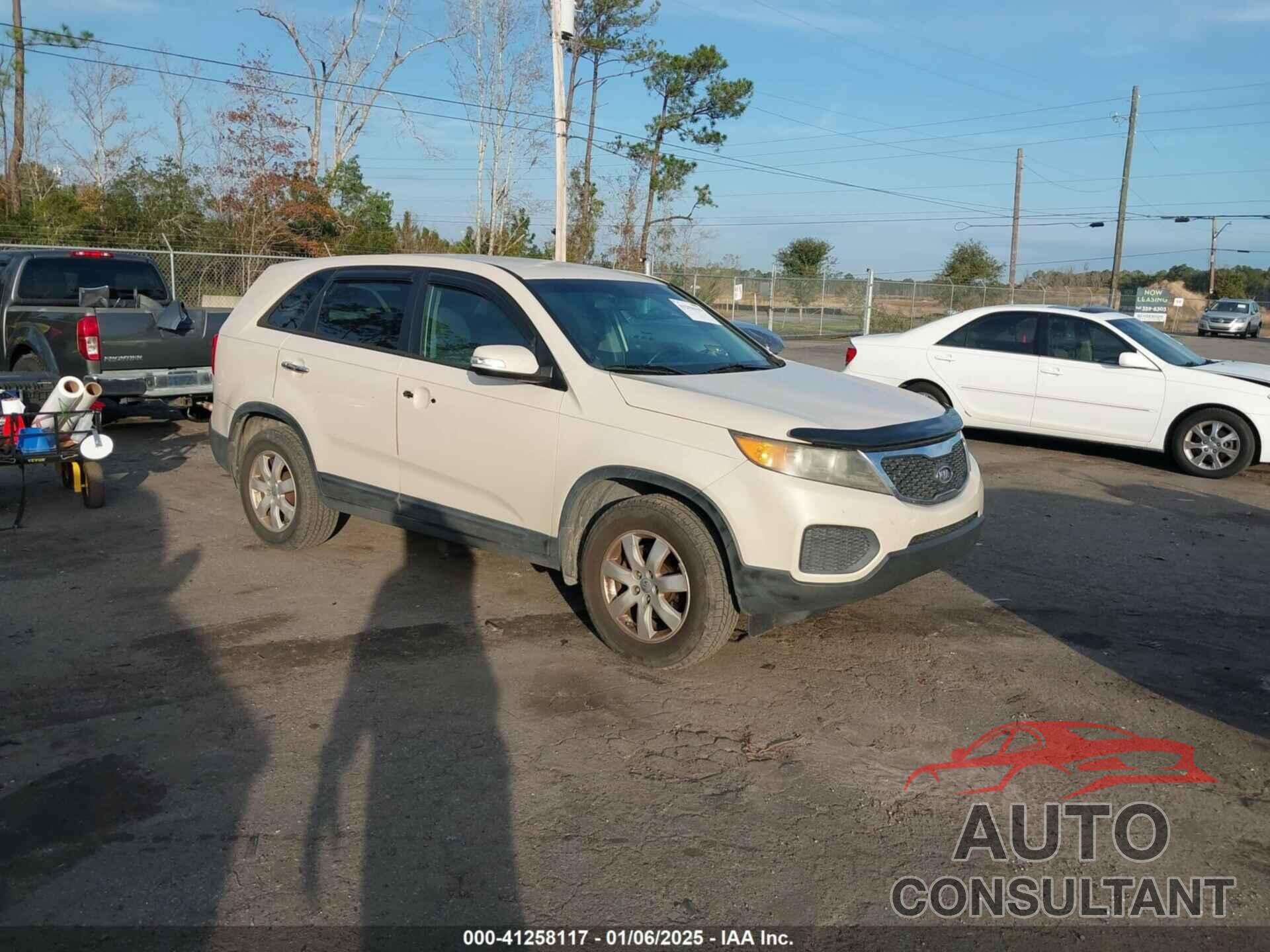 KIA SORENTO 2012 - 5XYKT3A19CG215805