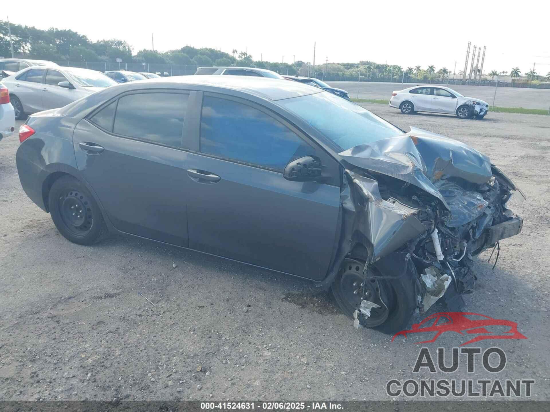 TOYOTA COROLLA 2015 - 2T1BURHE1FC350043