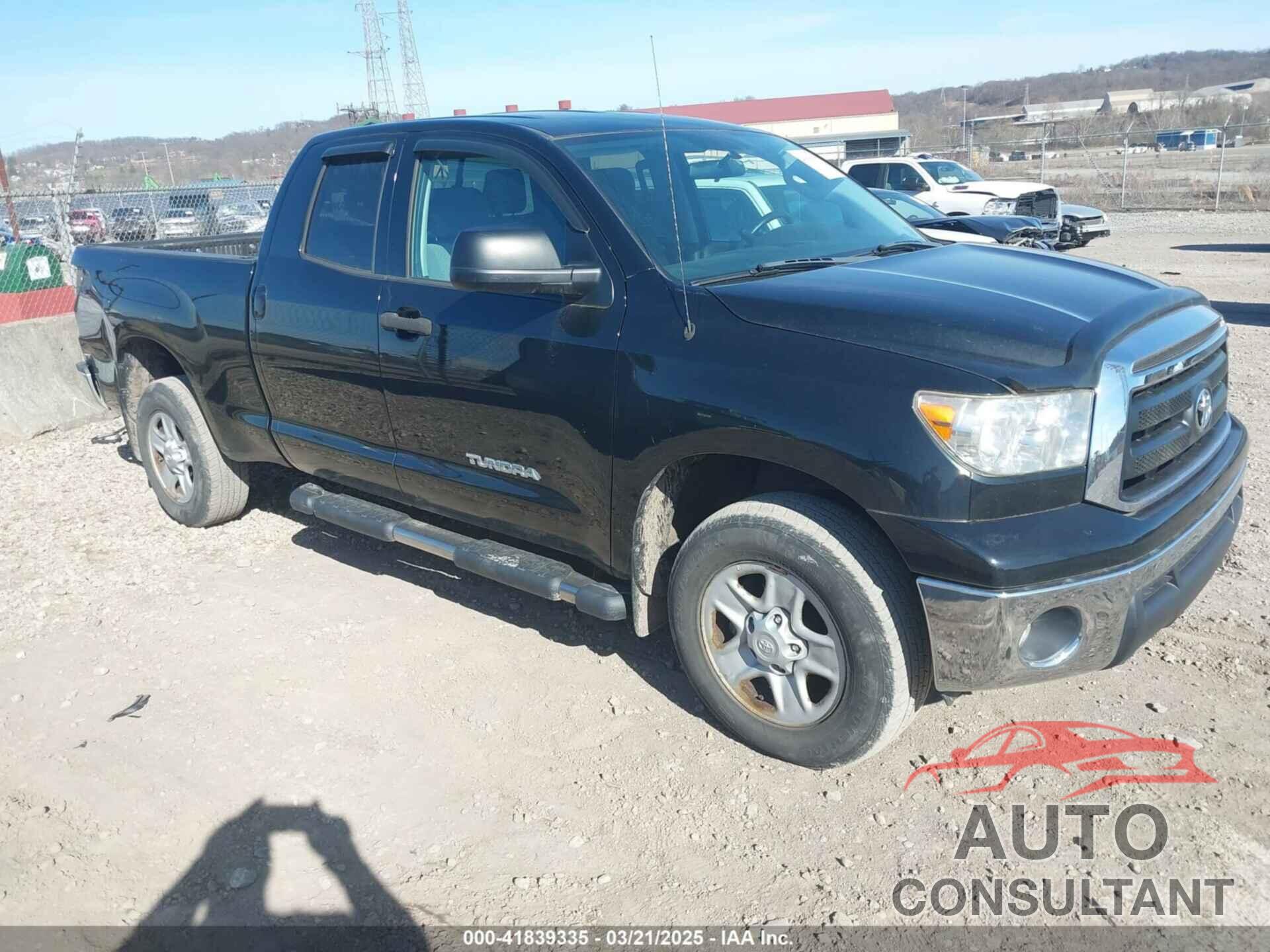 TOYOTA TUNDRA 2013 - 5TFUM5F19DX047785