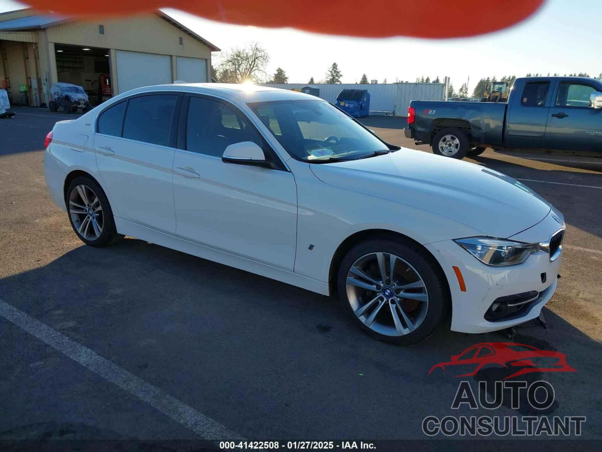 BMW 330E 2018 - WBA8E1C51JA762537