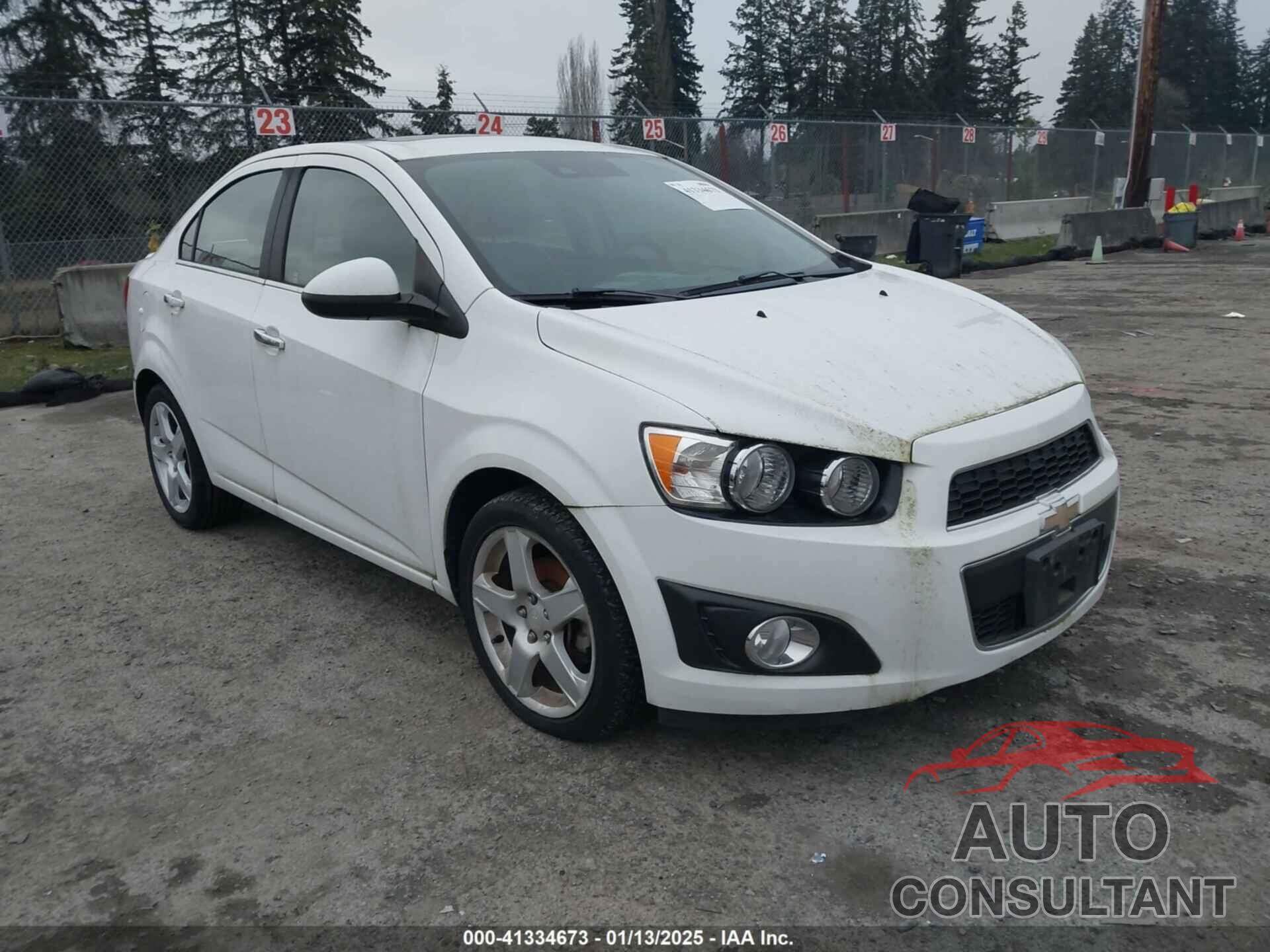 CHEVROLET SONIC 2015 - 1G1JE5SB0F4168314