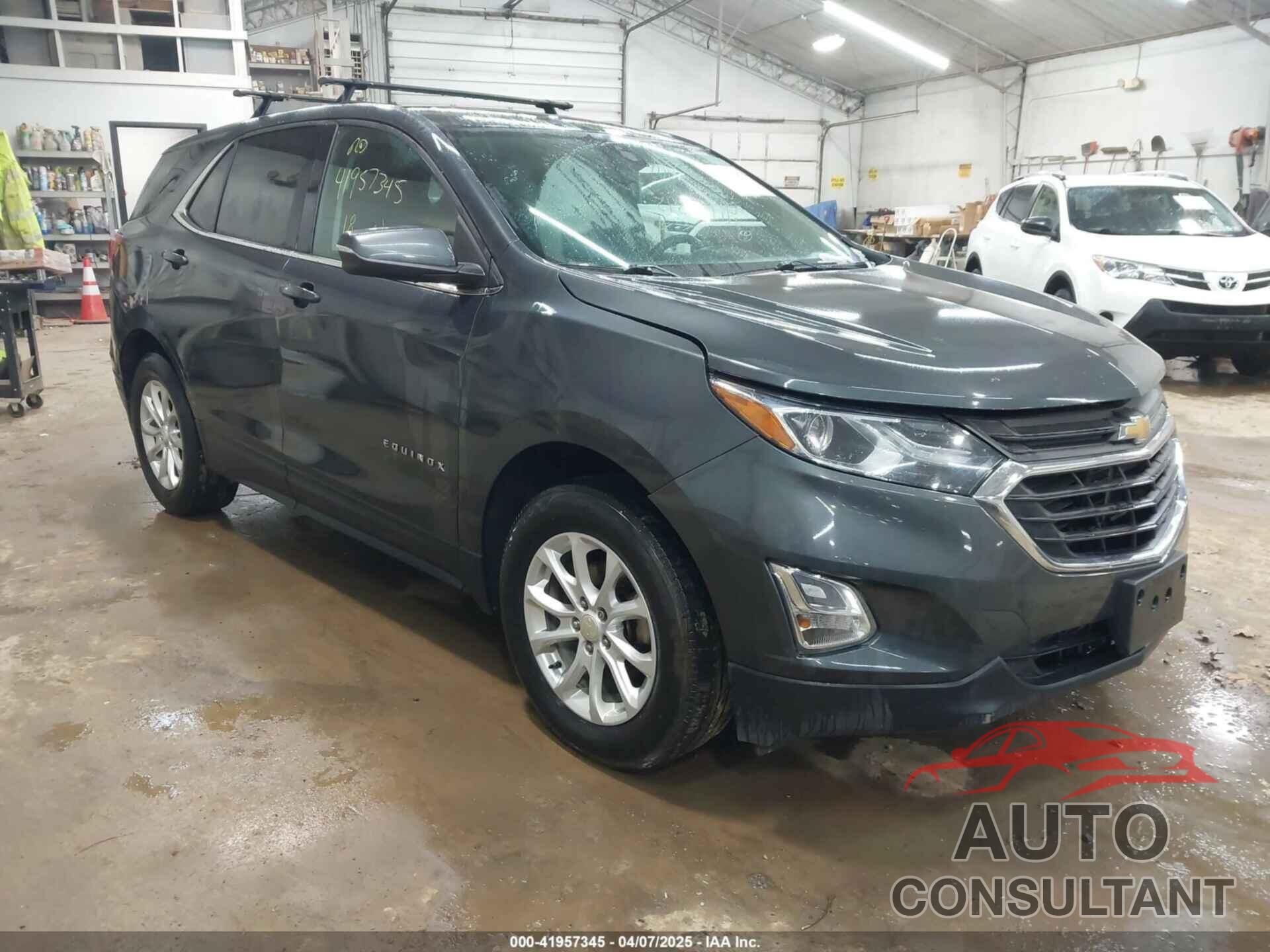 CHEVROLET EQUINOX 2018 - 3GNAXUEU2JS541345