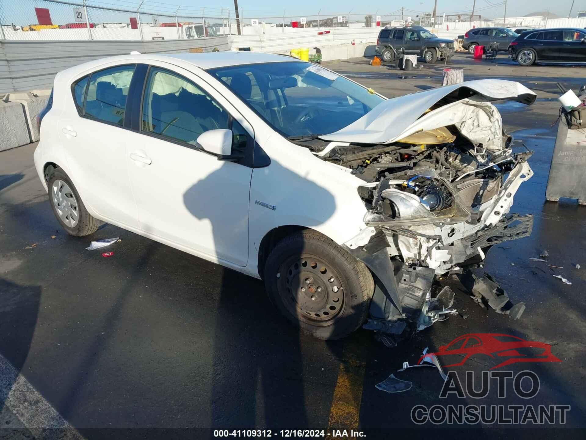 TOYOTA PRIUS C 2015 - JTDKDTB36F1114478