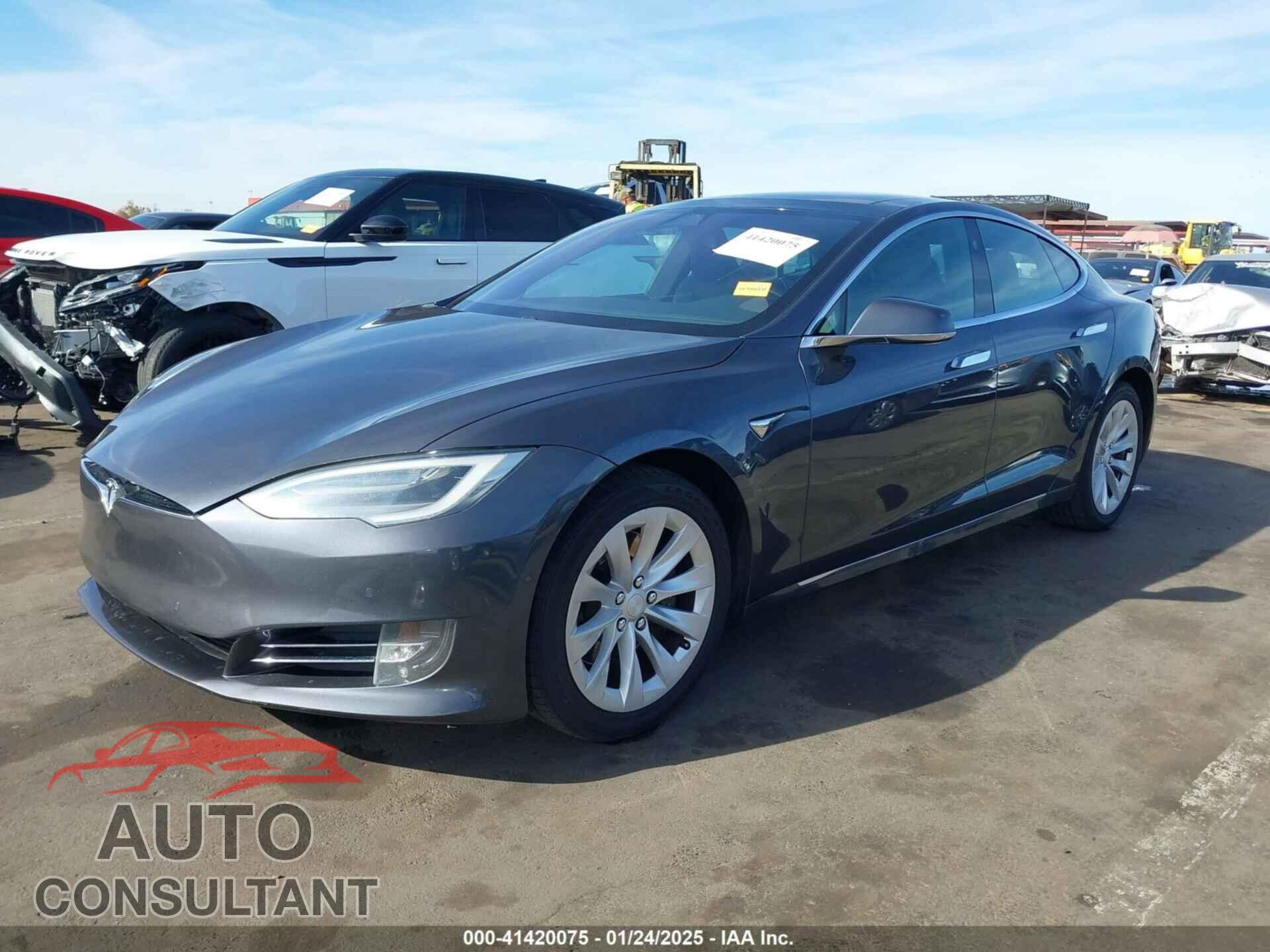 TESLA MODEL S 2017 - 5YJSA1E25HF204912
