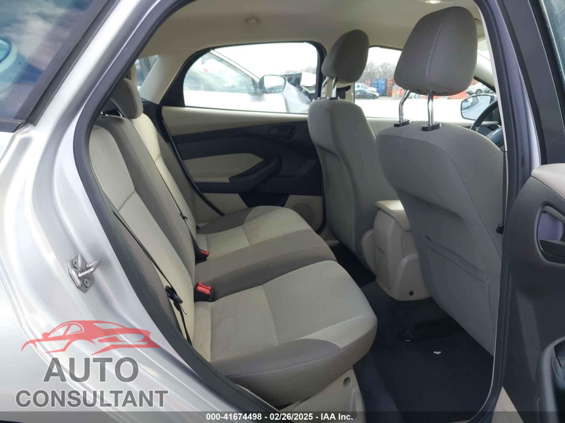 FORD FOCUS 2012 - 1FAHP3K27CL185977