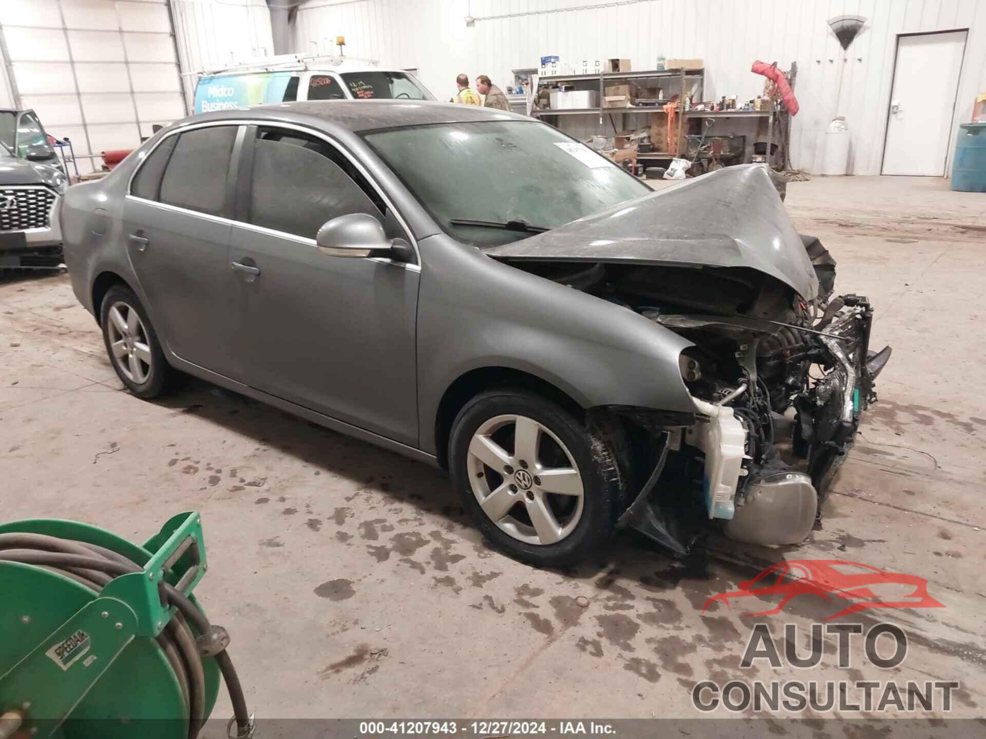 VOLKSWAGEN JETTA 2009 - 3VWRM71K79M124052