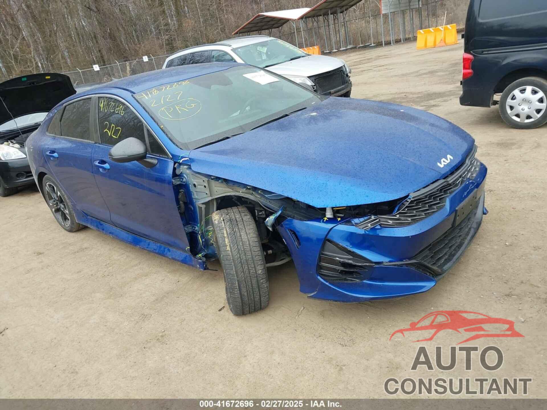 KIA K5 2022 - 5XXG64J21NG137345