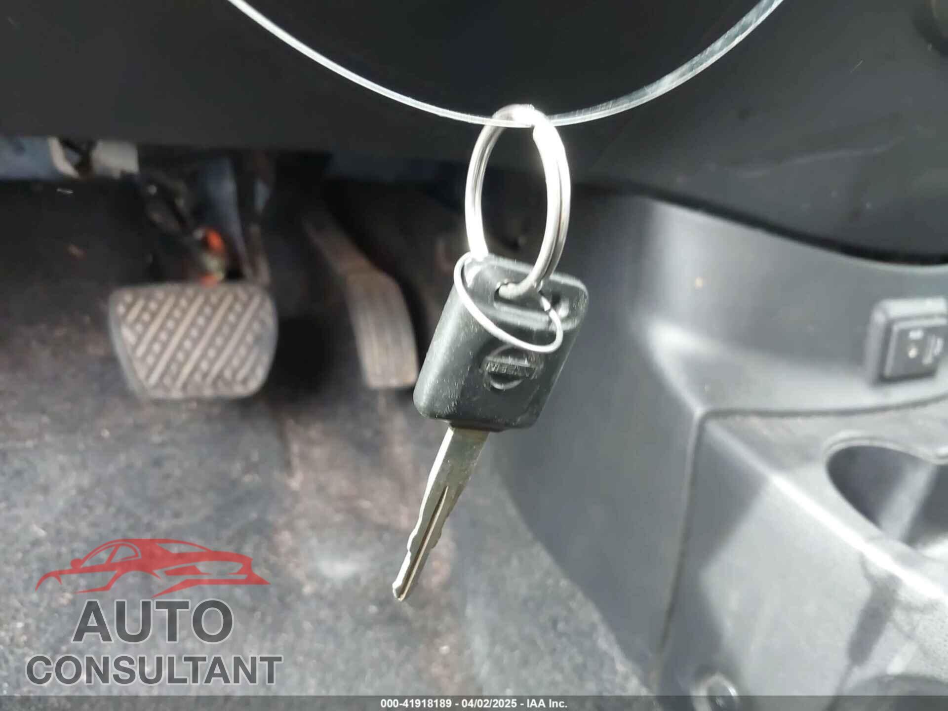 NISSAN VERSA 2019 - 3N1CN7AP3KL801047