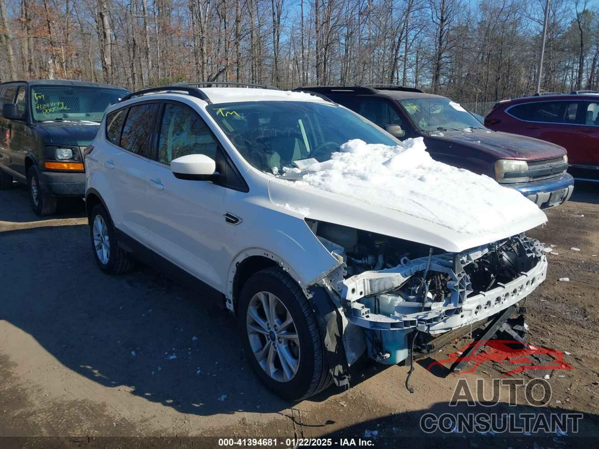 FORD ESCAPE 2017 - 1FMCU9GD7HUA36508
