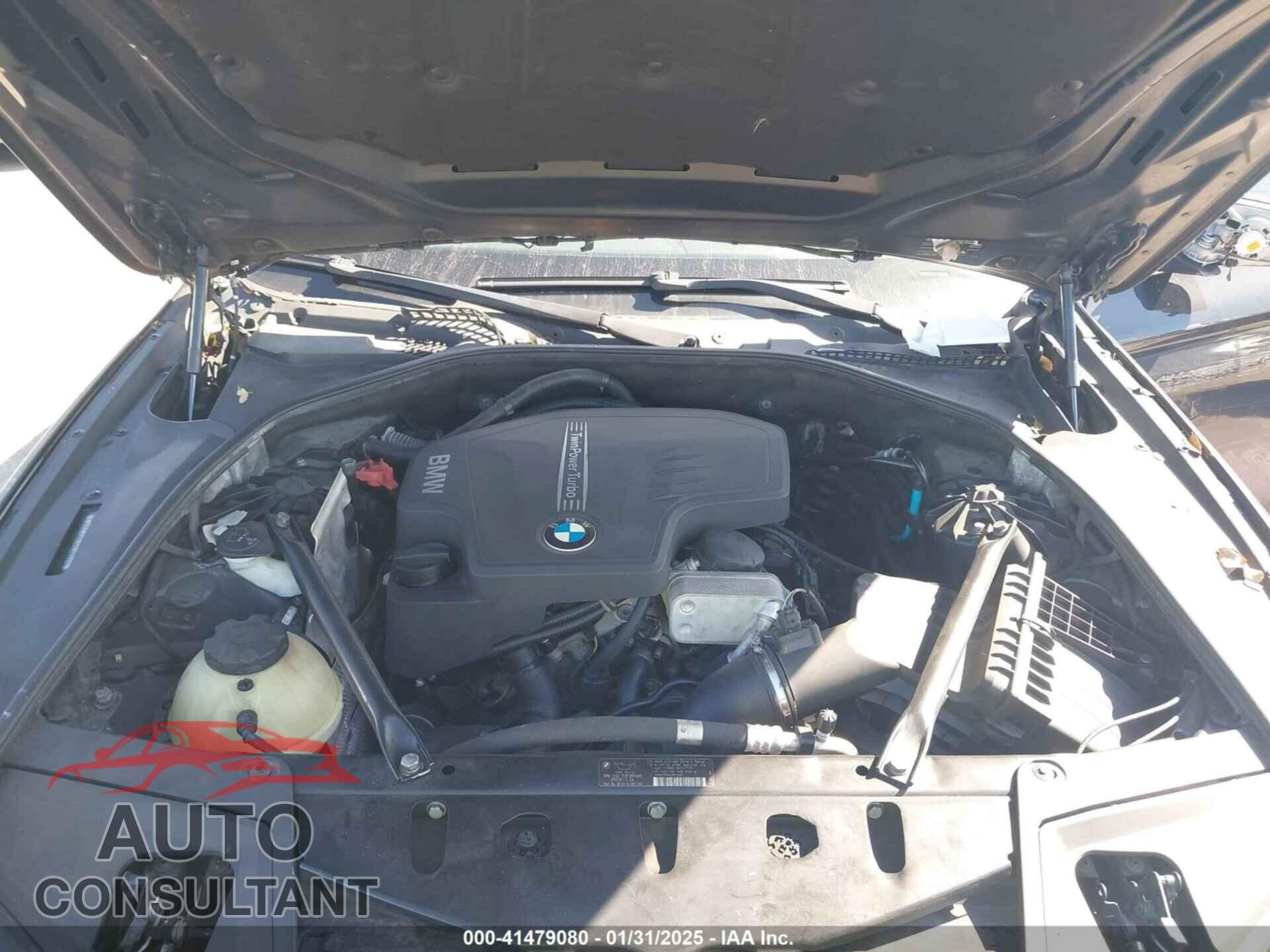BMW 528I 2012 - WBAXH5C50CDW04430