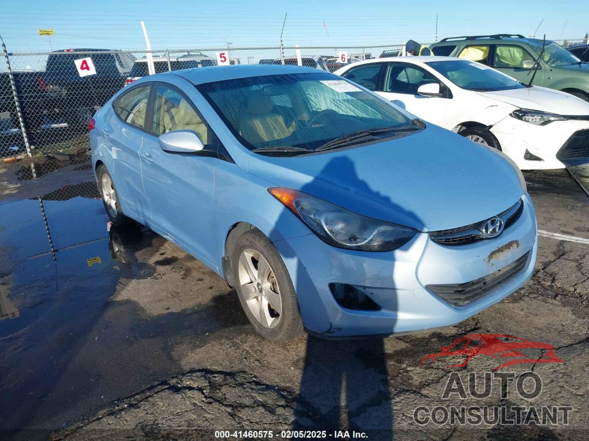 HYUNDAI ELANTRA 2013 - KMHDH4AE1DU754627
