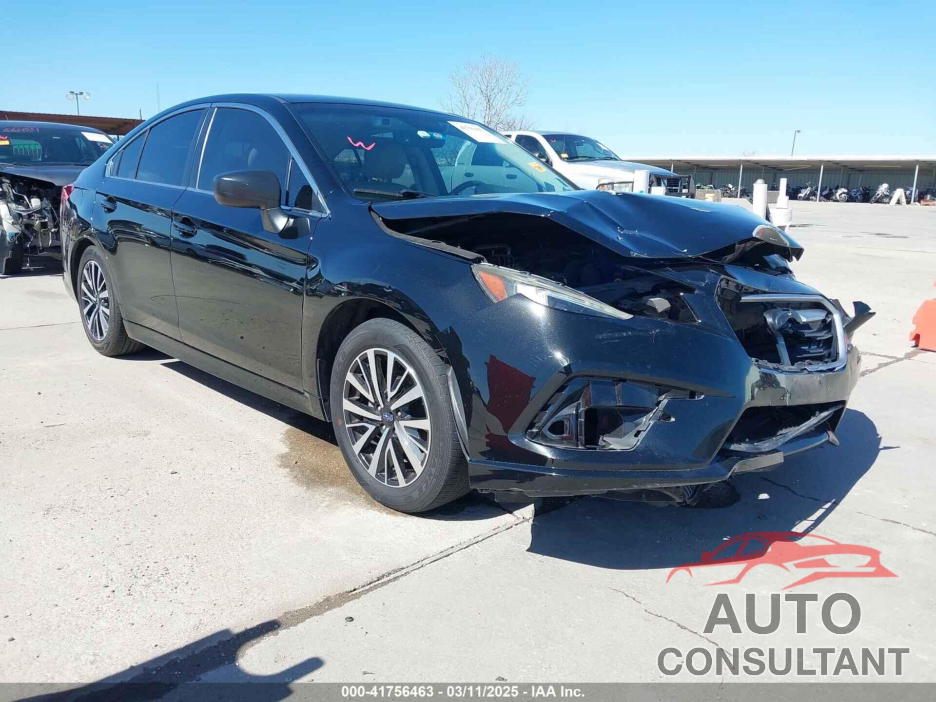 SUBARU LEGACY 2019 - 4S3BNAB60K3002124