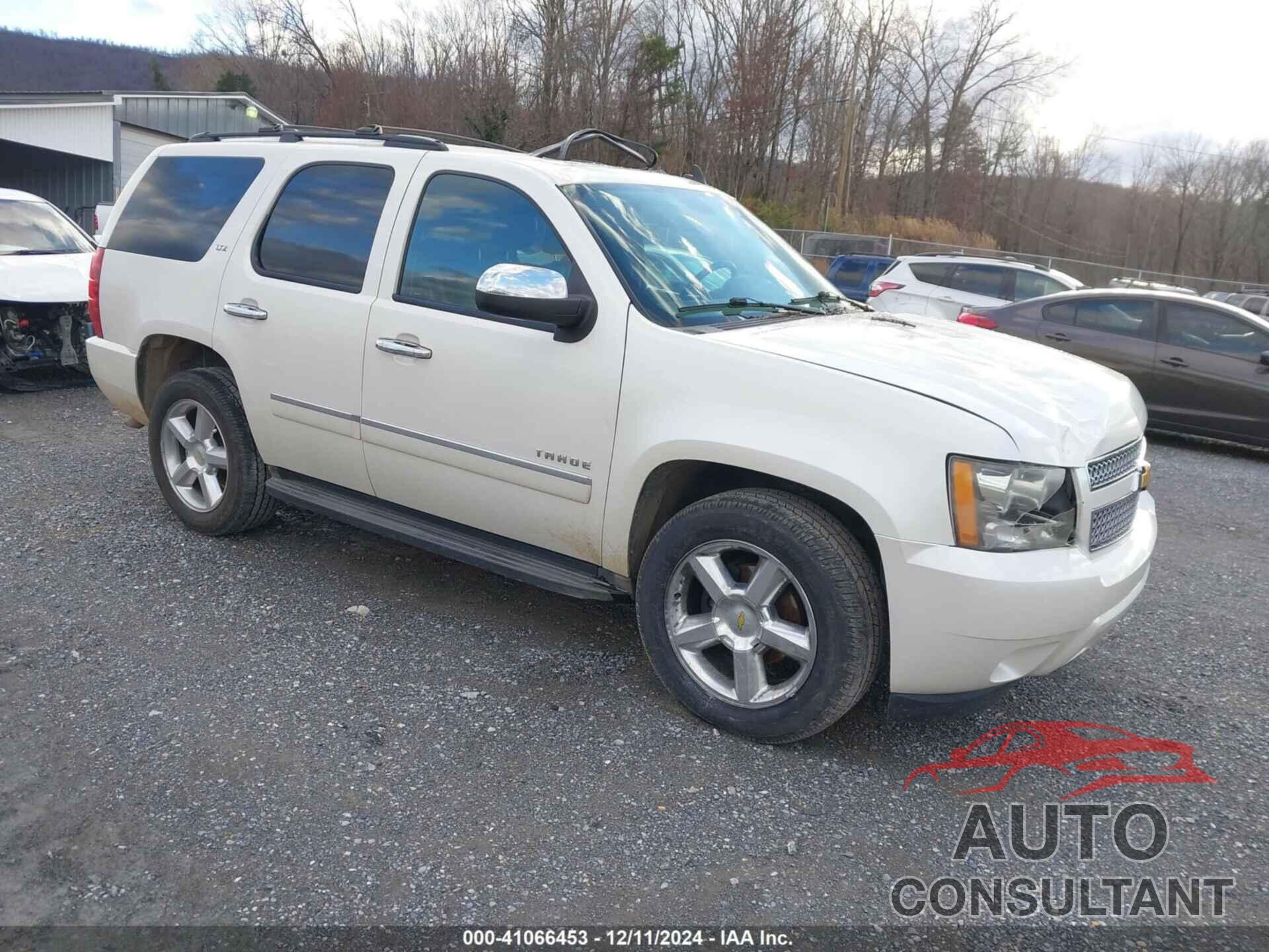 CHEVROLET TAHOE 2010 - 1GNUKCE02AR288260