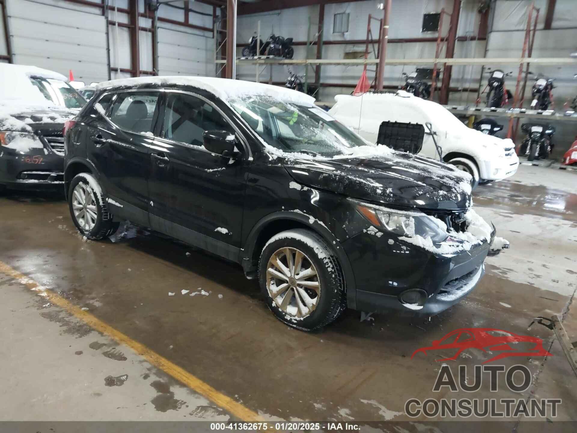NISSAN ROGUE SPORT 2018 - JN1BJ1CR8JW280872