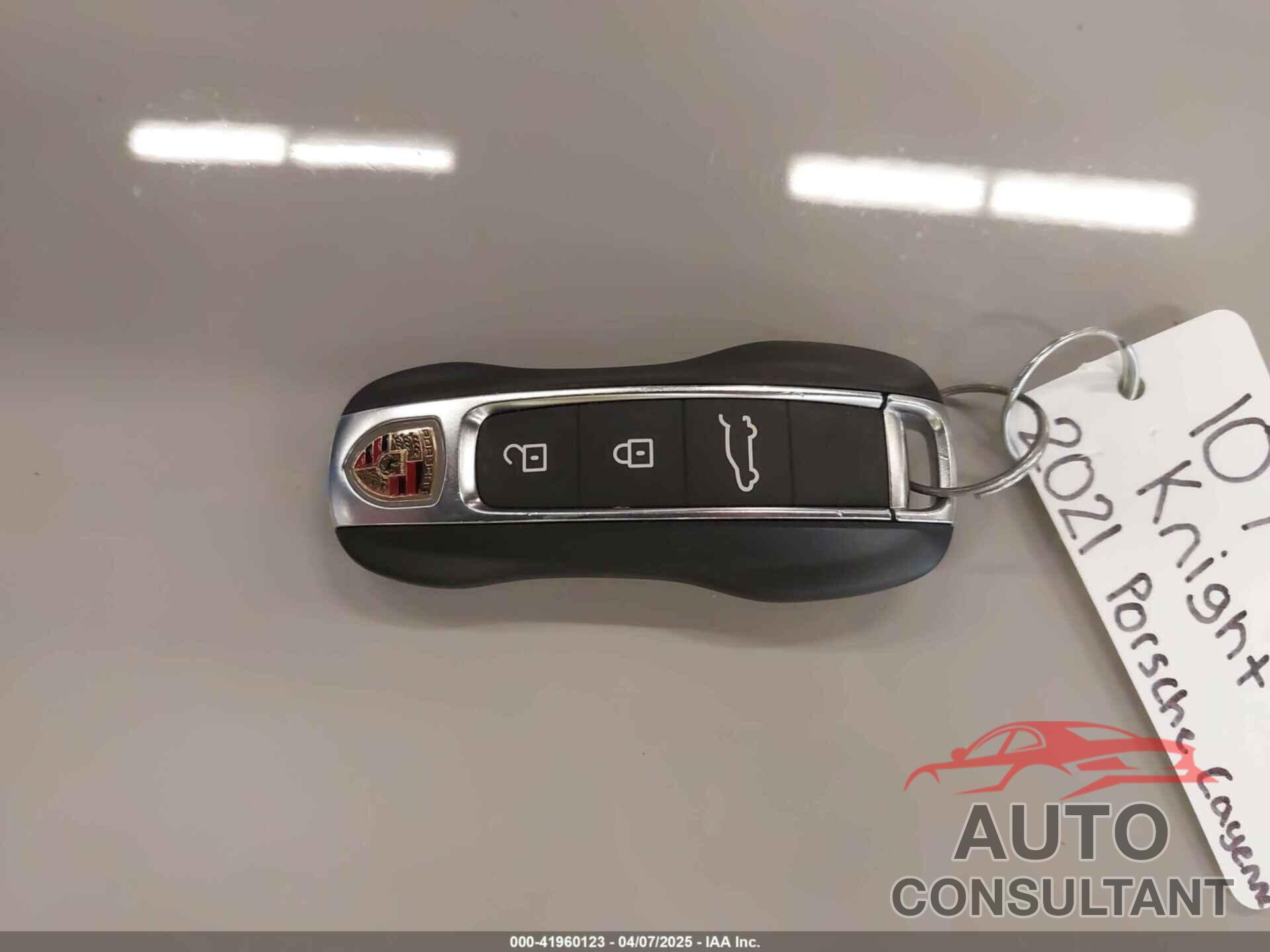 PORSCHE CAYENNE 2021 - WP1AA2AY2MDA02282