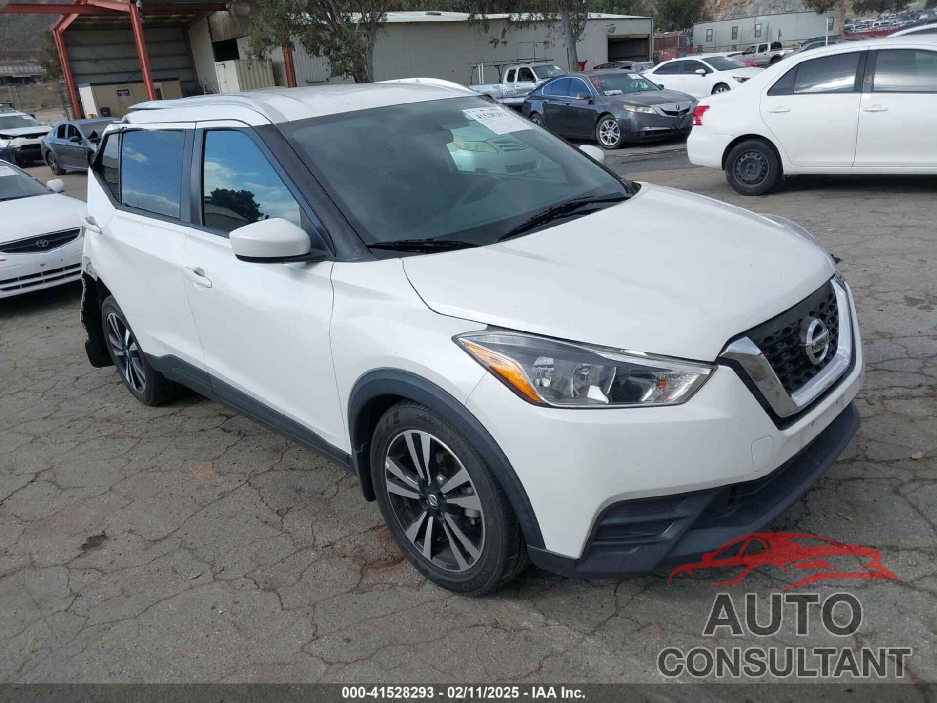 NISSAN KICKS 2019 - 3N1CP5CU2KL559112