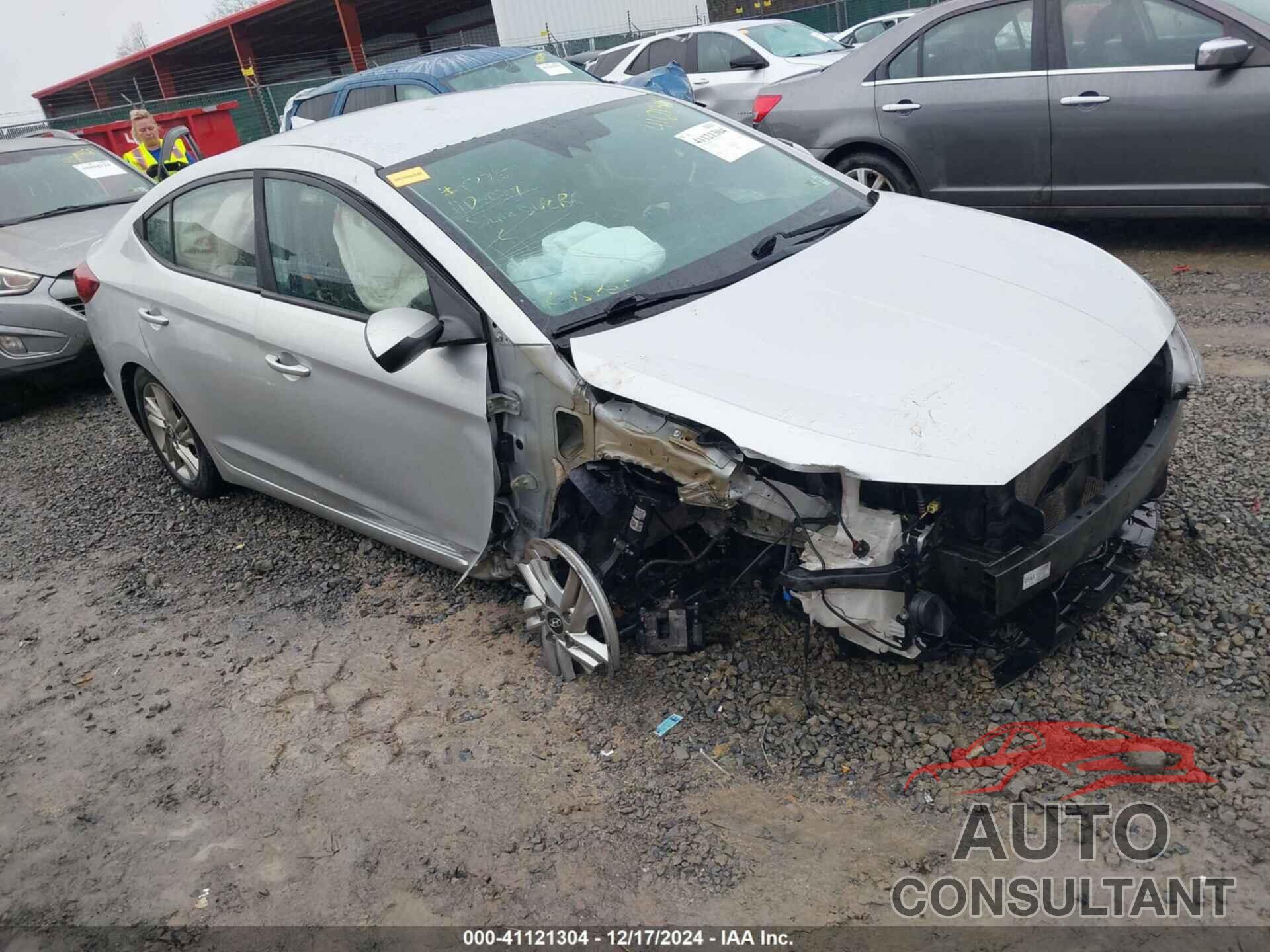 HYUNDAI ELANTRA 2020 - 5NPD84LFXLH508775