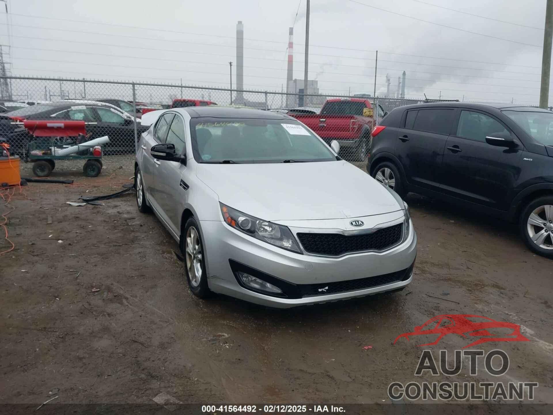 KIA OPTIMA 2011 - KNAGN4A70B5096492