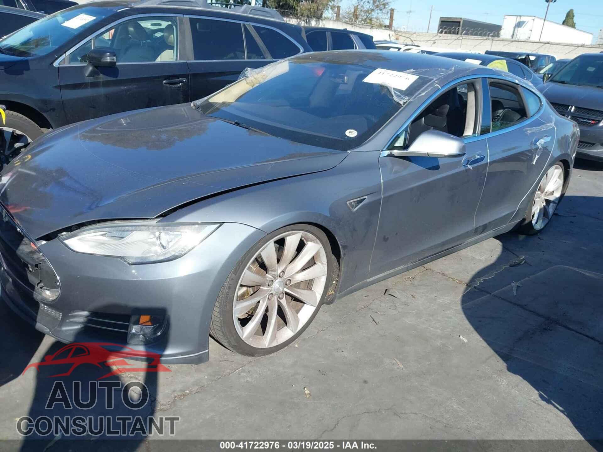 TESLA MODEL S 2013 - 5YJSA1DN4DFP06350