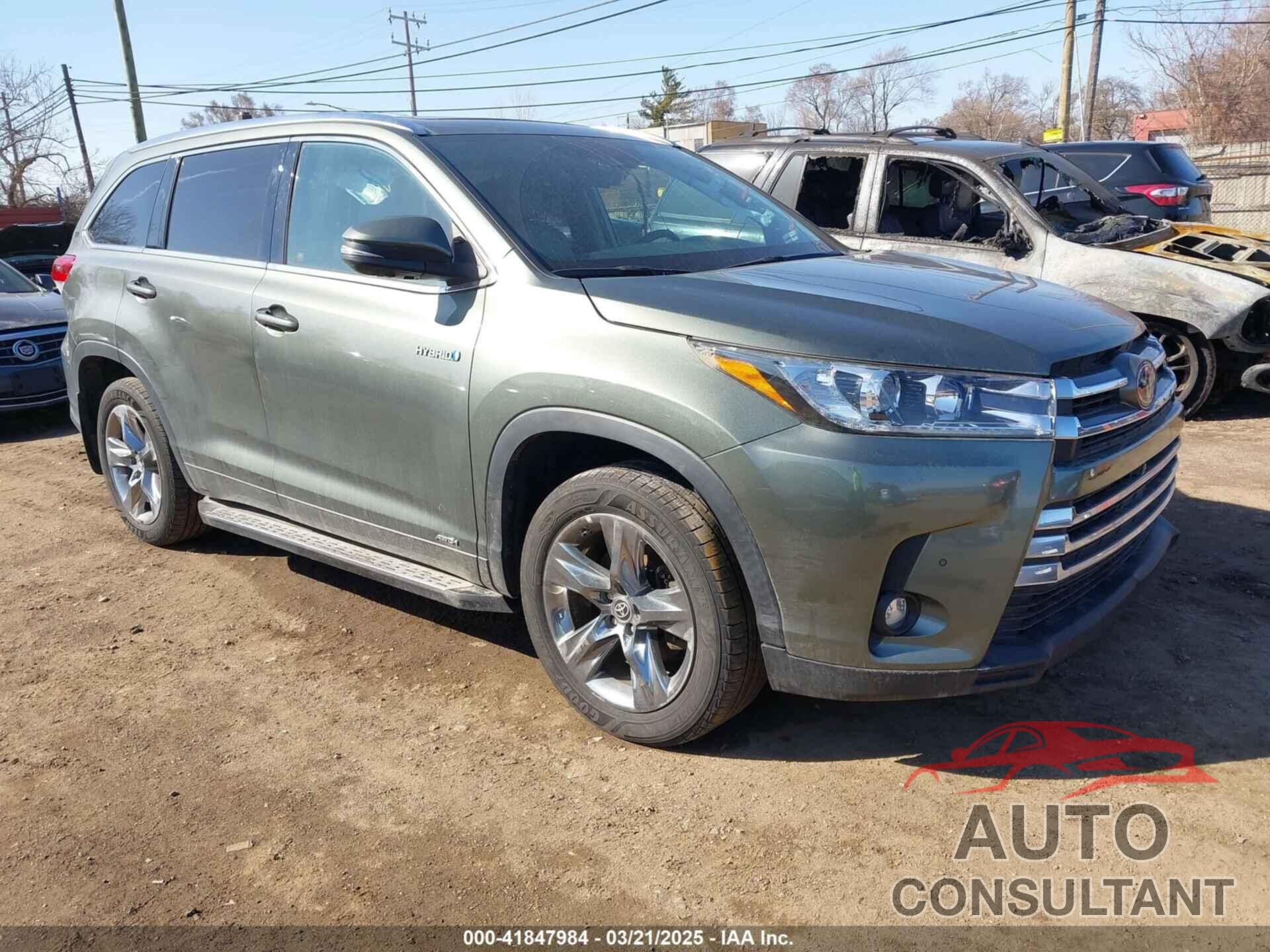 TOYOTA HIGHLANDER HYBRID 2019 - 5TDDGRFH1KS078527