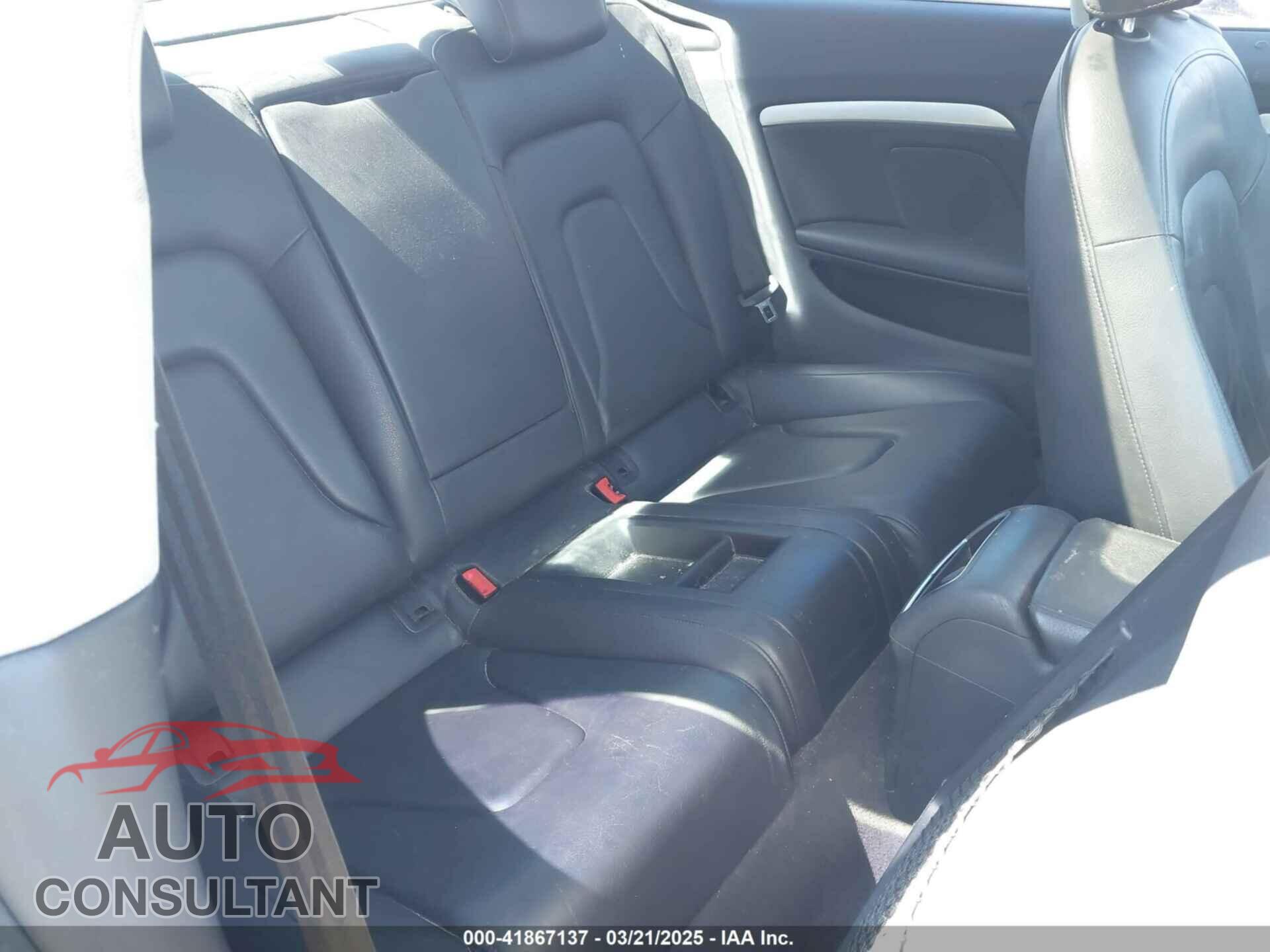AUDI A5 2012 - WAUCFAFR1CA001337
