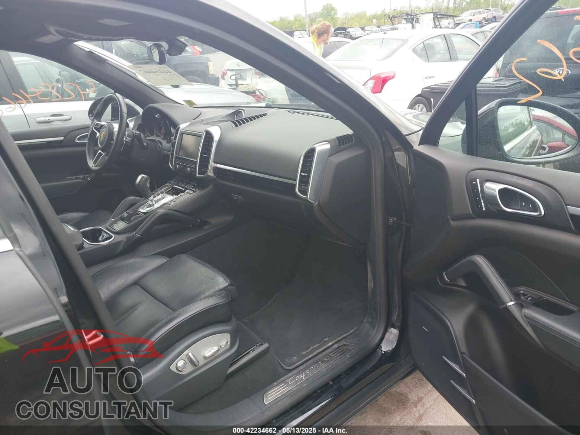PORSCHE CAYENNE 2016 - WP1AB2A23GLA95509