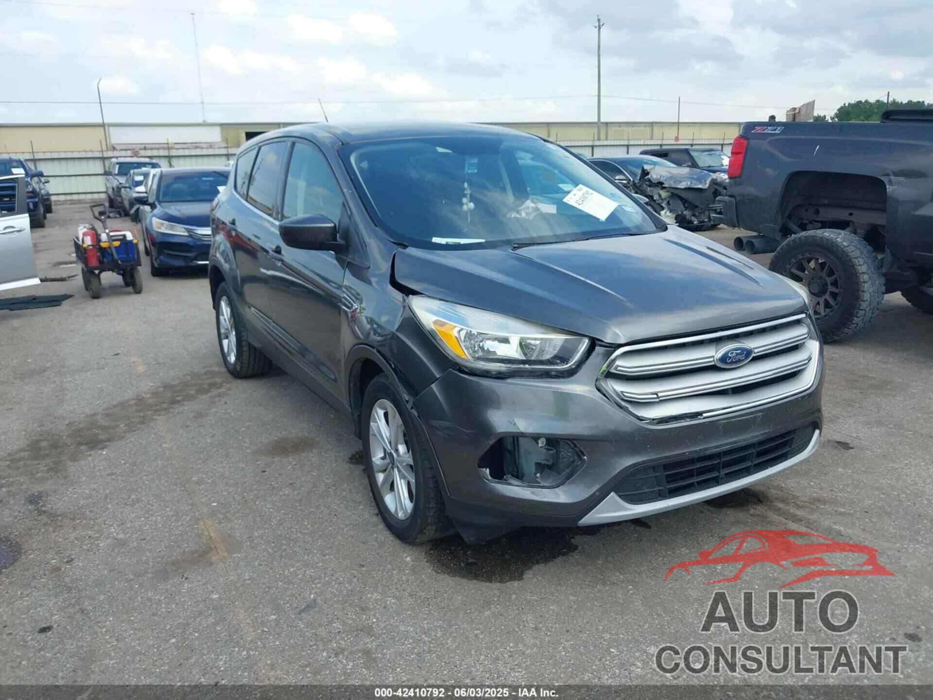 FORD ESCAPE 2019 - 1FMCU0GD4KUA64947