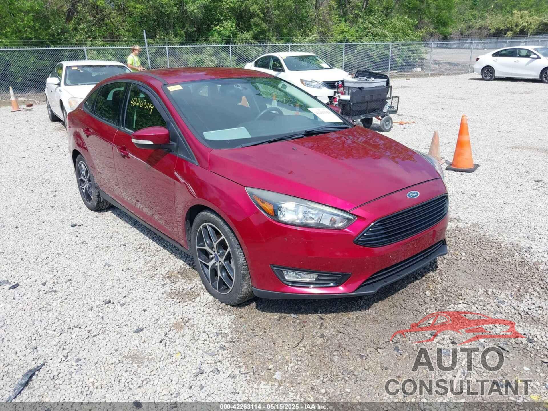 FORD FOCUS 2017 - 1FADP3FE7HL340876
