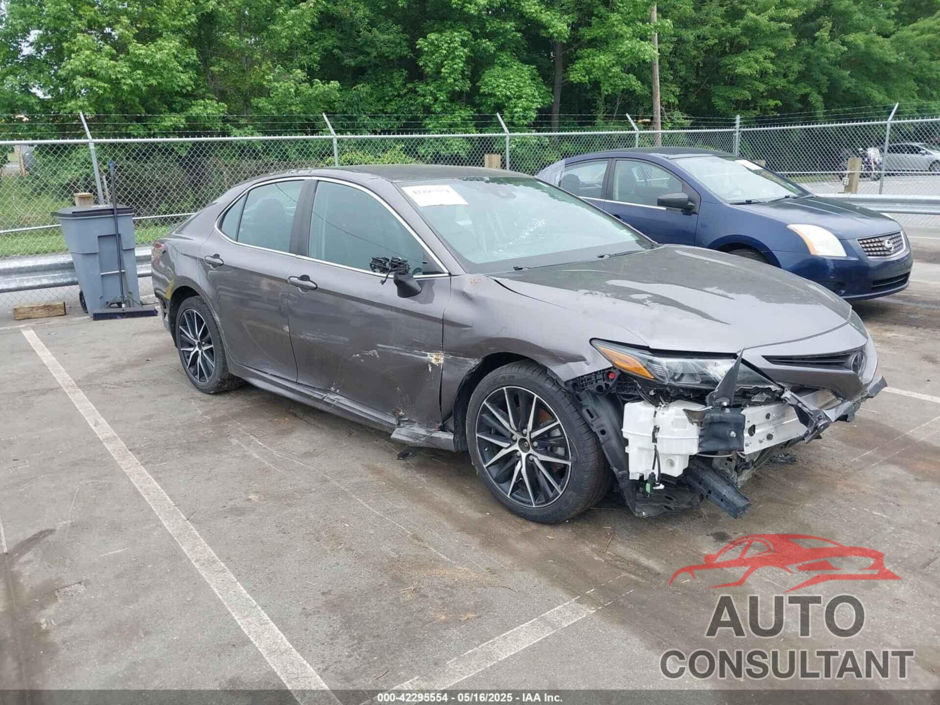 TOYOTA CAMRY 2021 - 4T1G11AK0MU483176