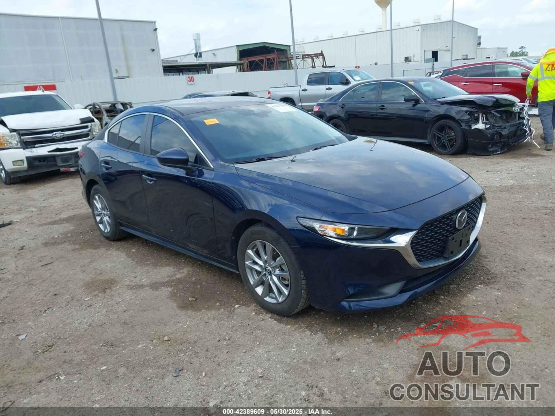 MAZDA MAZDA3 2023 - 3MZBPAAM2PM361827