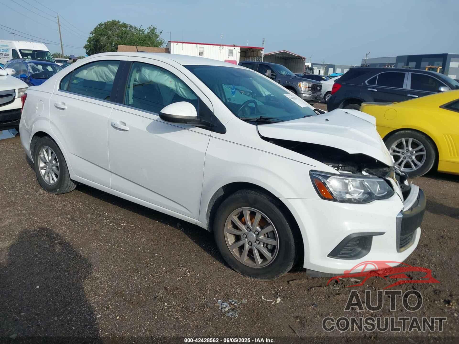 CHEVROLET SONIC 2017 - 1G1JD5SB5H4137193