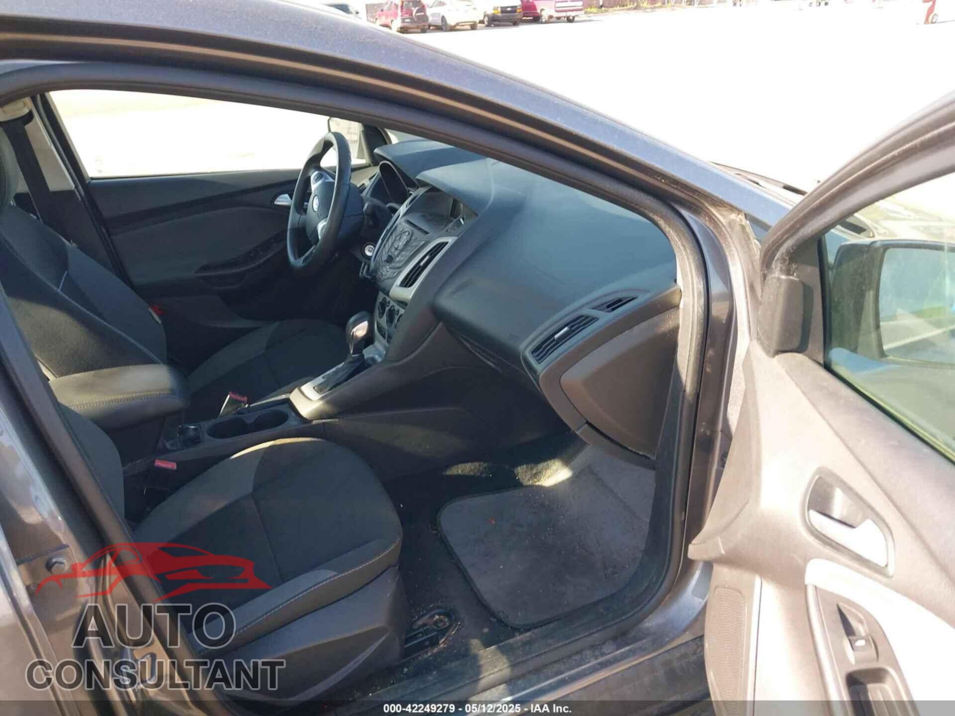 FORD FOCUS 2013 - 1FADP3F23DL321046