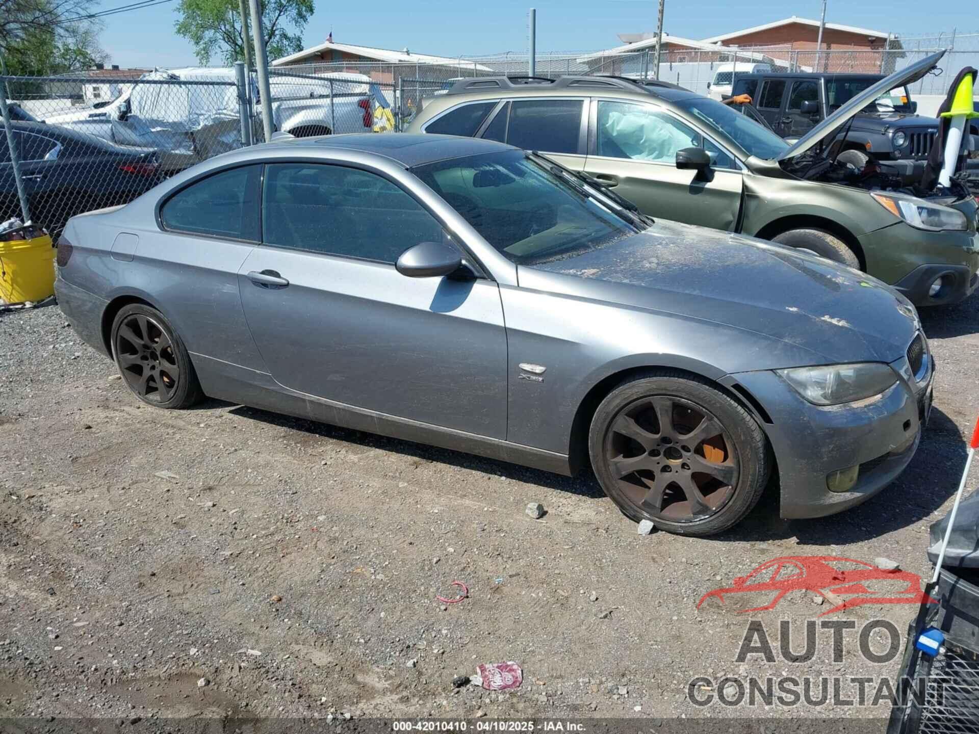 BMW 328I 2009 - WBAWC33569PU84672