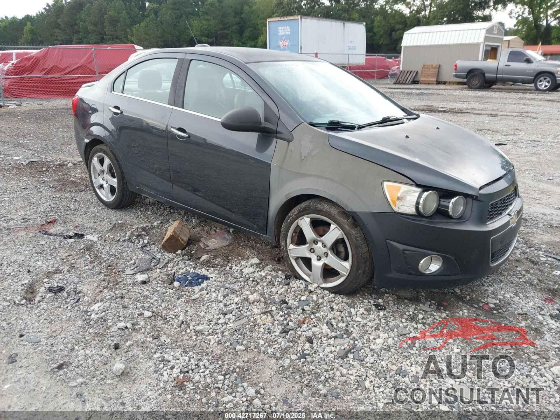 CHEVROLET SONIC 2015 - 1G1JE5SB5F4188199