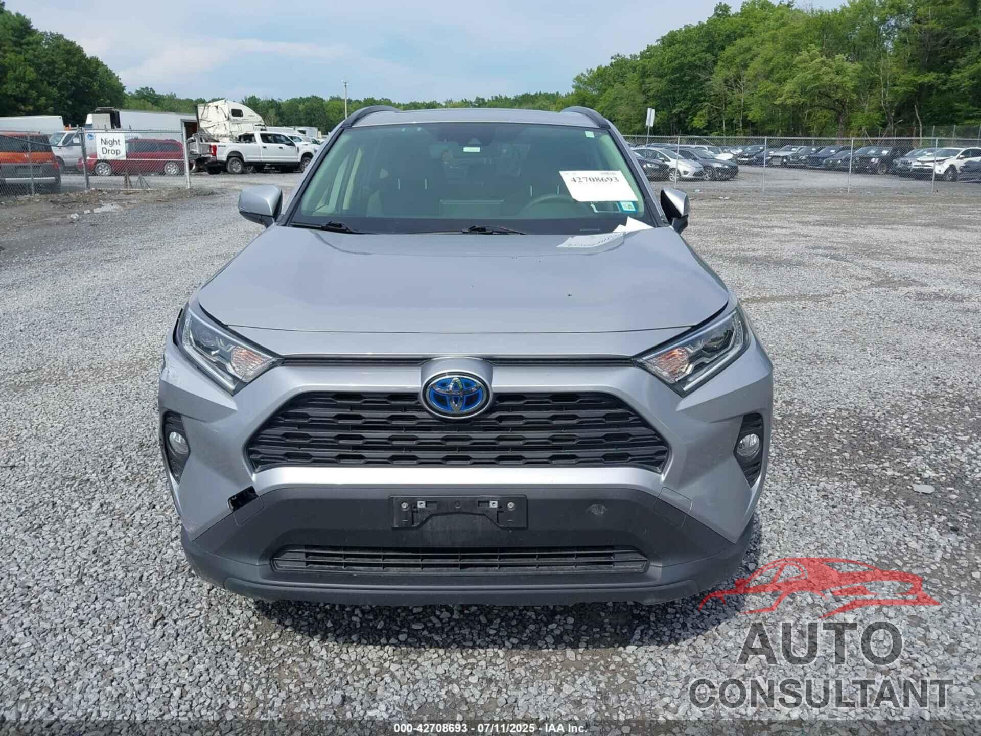 TOYOTA RAV4 HYBRID 2021 - JTMRWRFV2MD125044