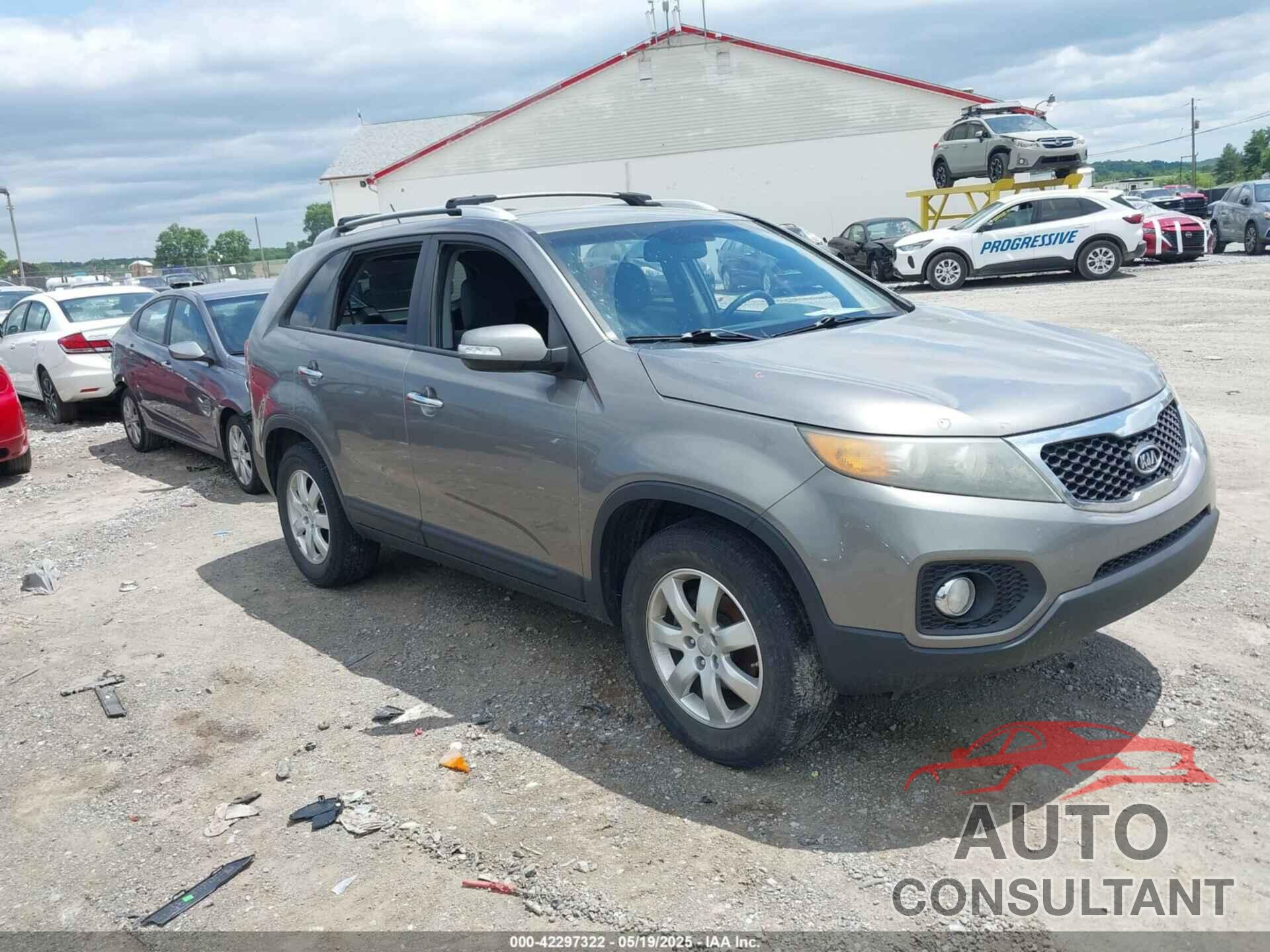 KIA SORENTO 2012 - 5XYKT3A66CG207267
