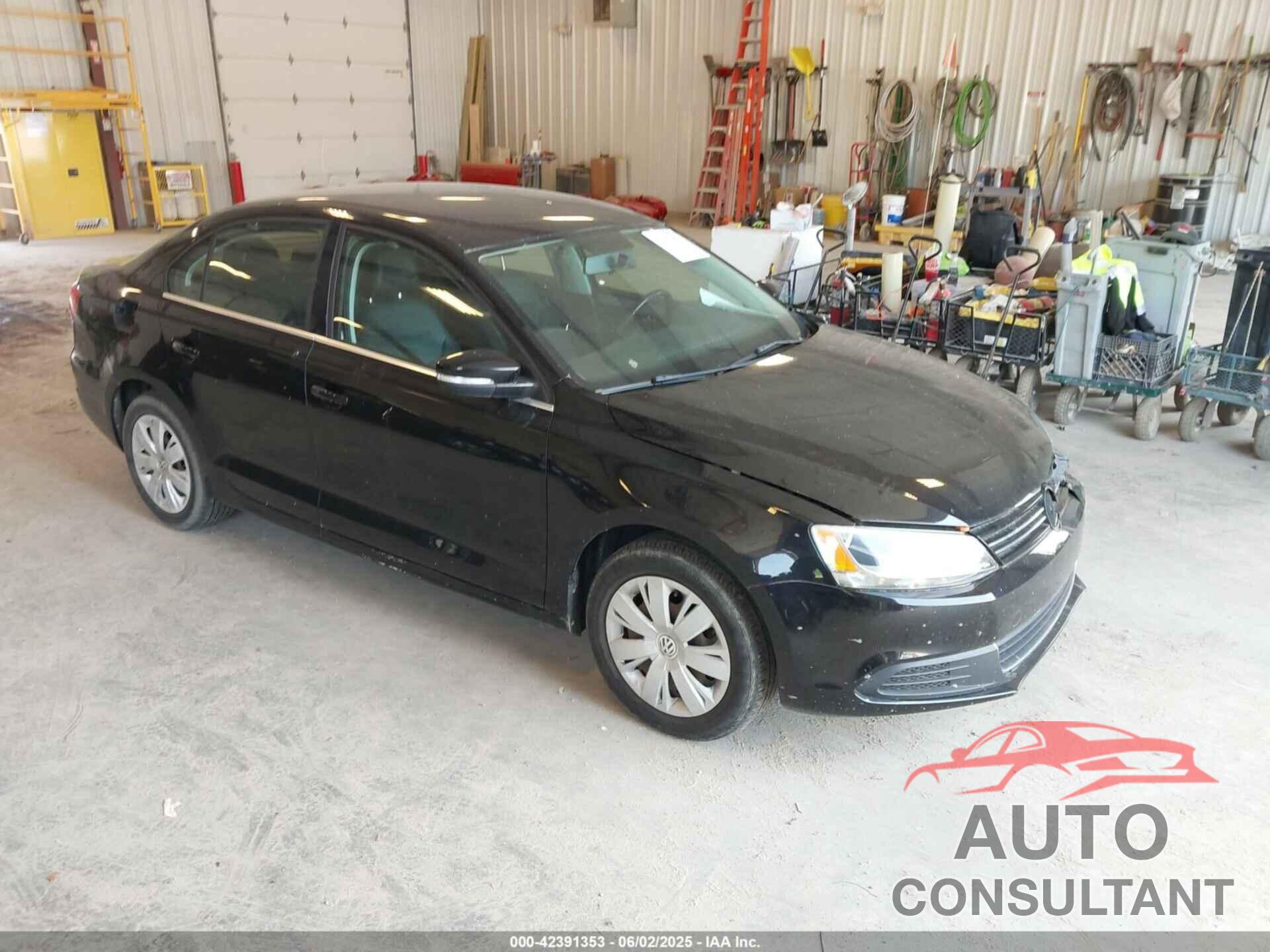 VOLKSWAGEN JETTA 2013 - 3VWDX7AJ7DM267911