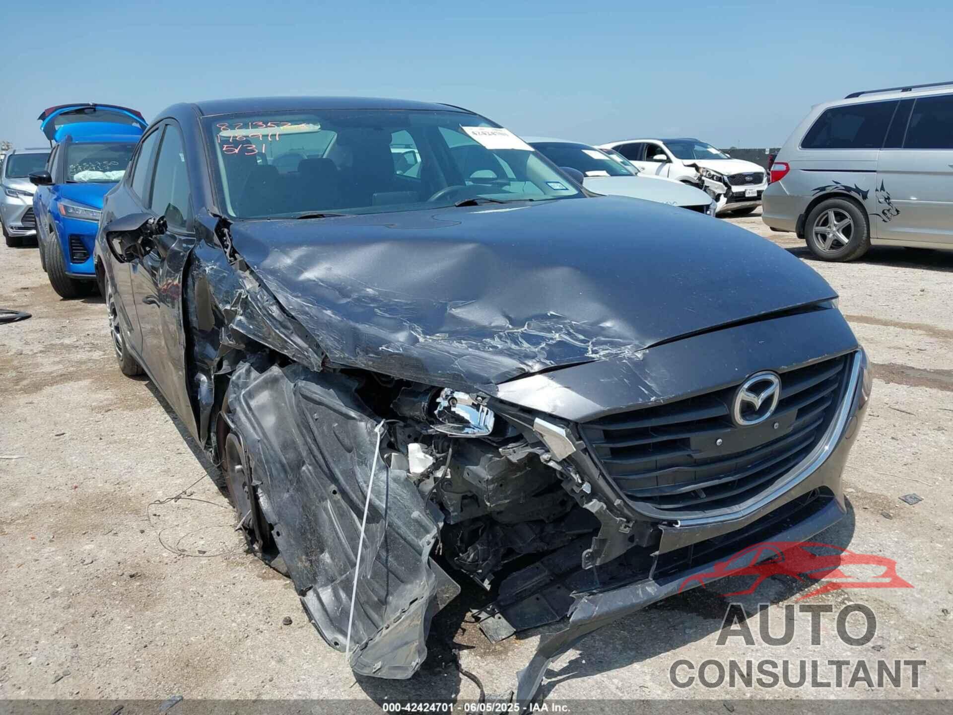 MAZDA MAZDA3 2015 - 3MZBM1U70FM178911