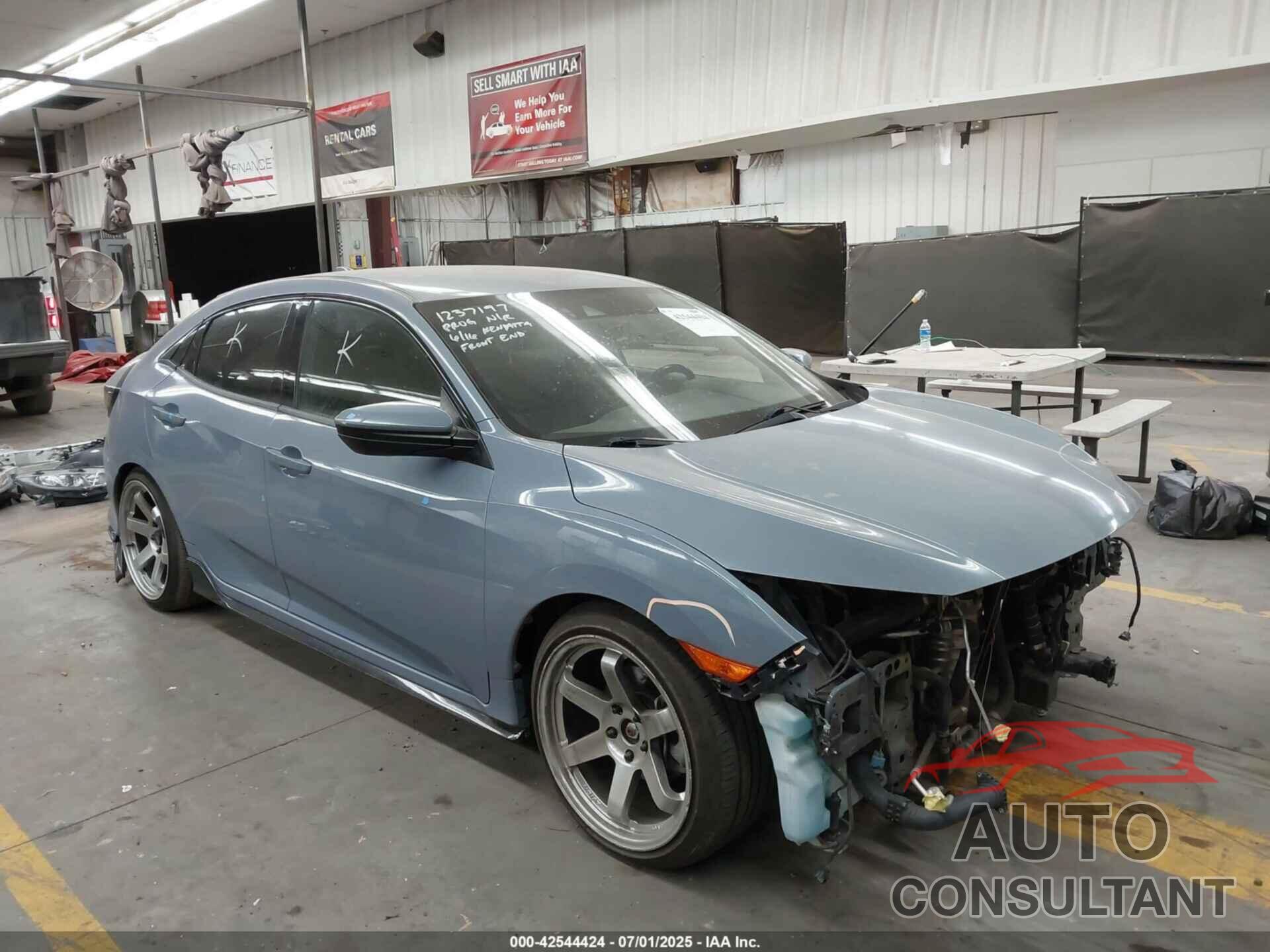 HONDA CIVIC 2019 - SHHFK7G4XKU208749
