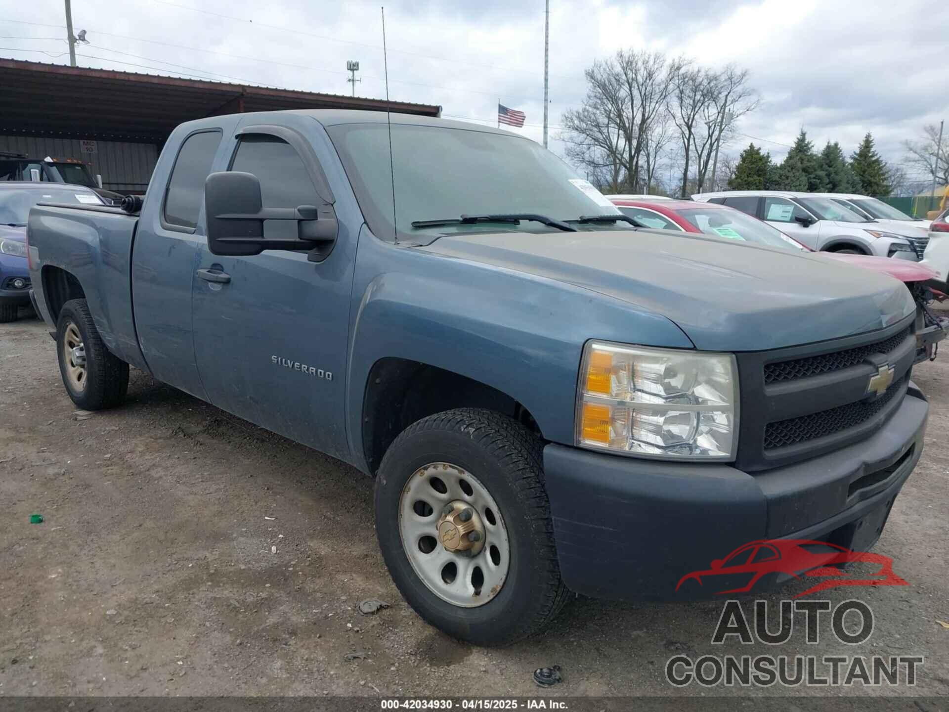 CHEVROLET SILVERADO 1500 2011 - 1GCRCPEX1BZ288008