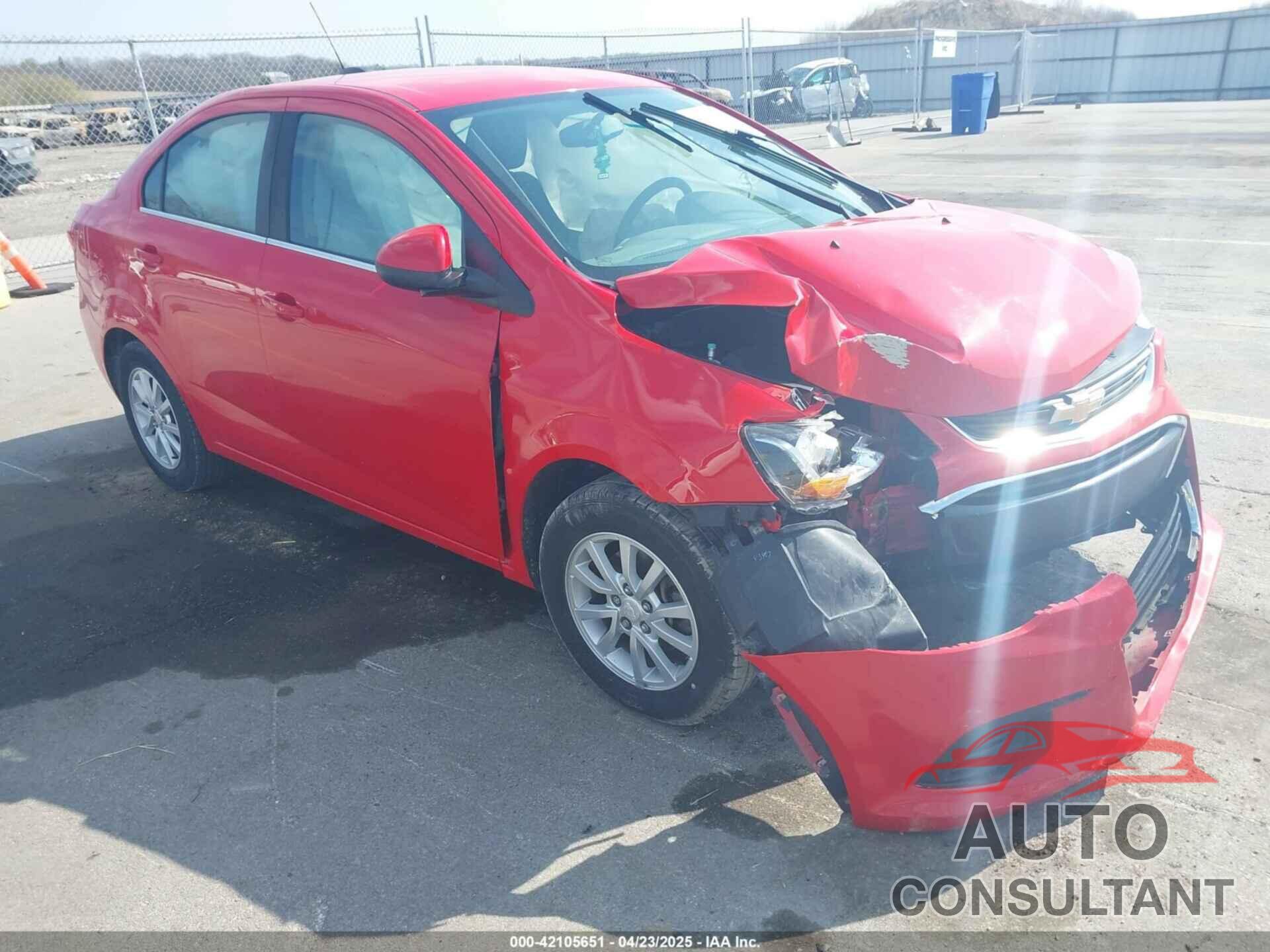 CHEVROLET SONIC 2017 - 1G1JD5SH9H4133636
