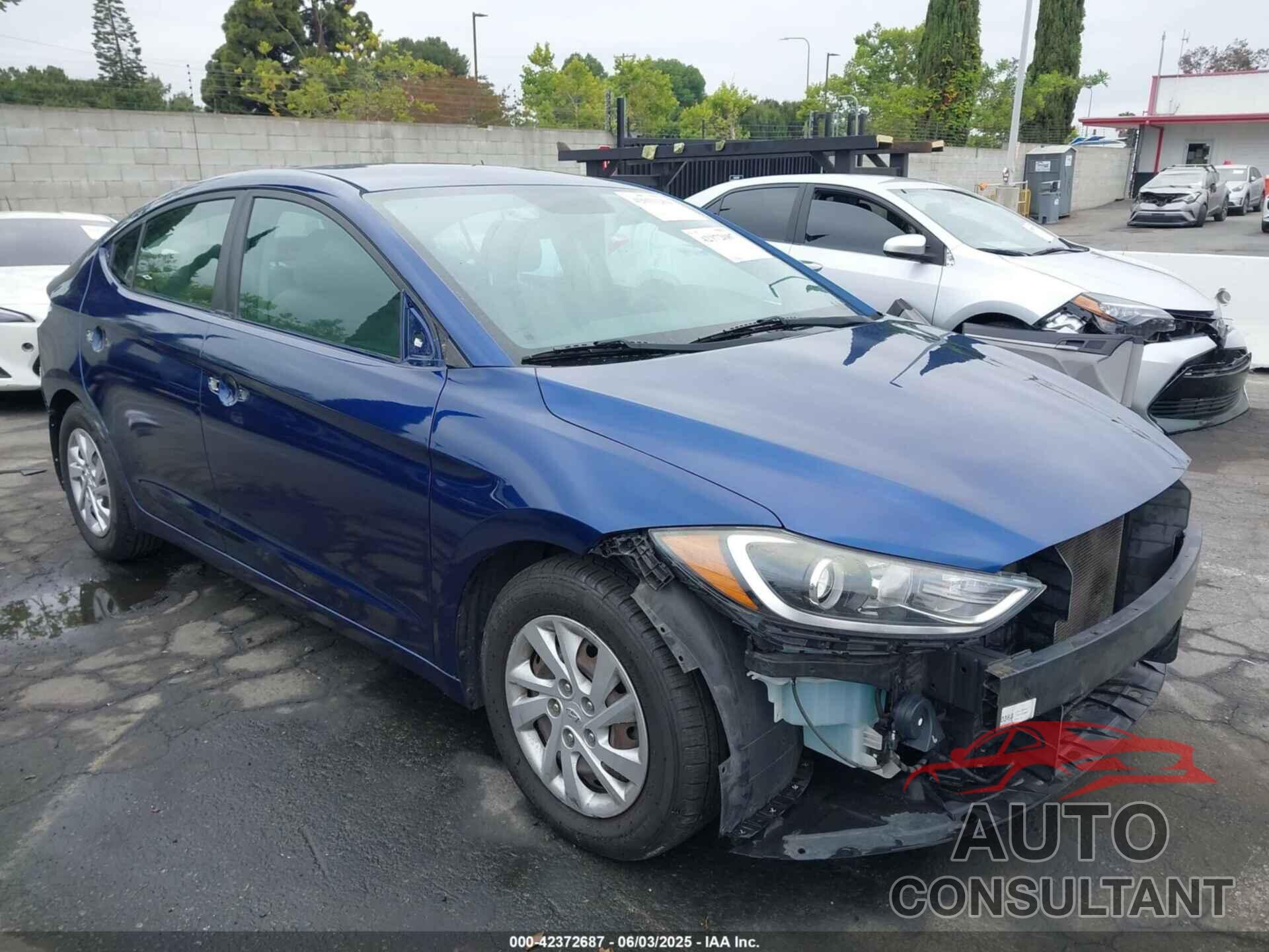 HYUNDAI ELANTRA 2017 - 5NPD74LF5HH094508