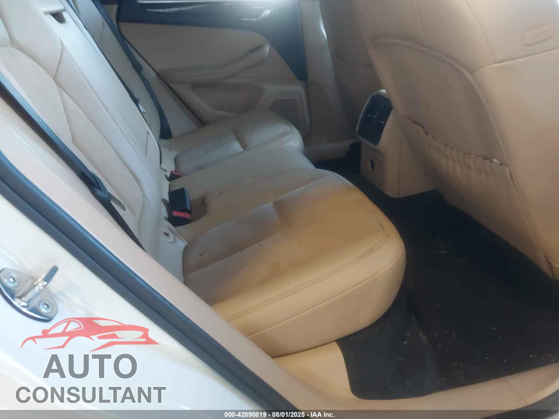 PORSCHE MACAN 2017 - WP1AA2A59HLB81938